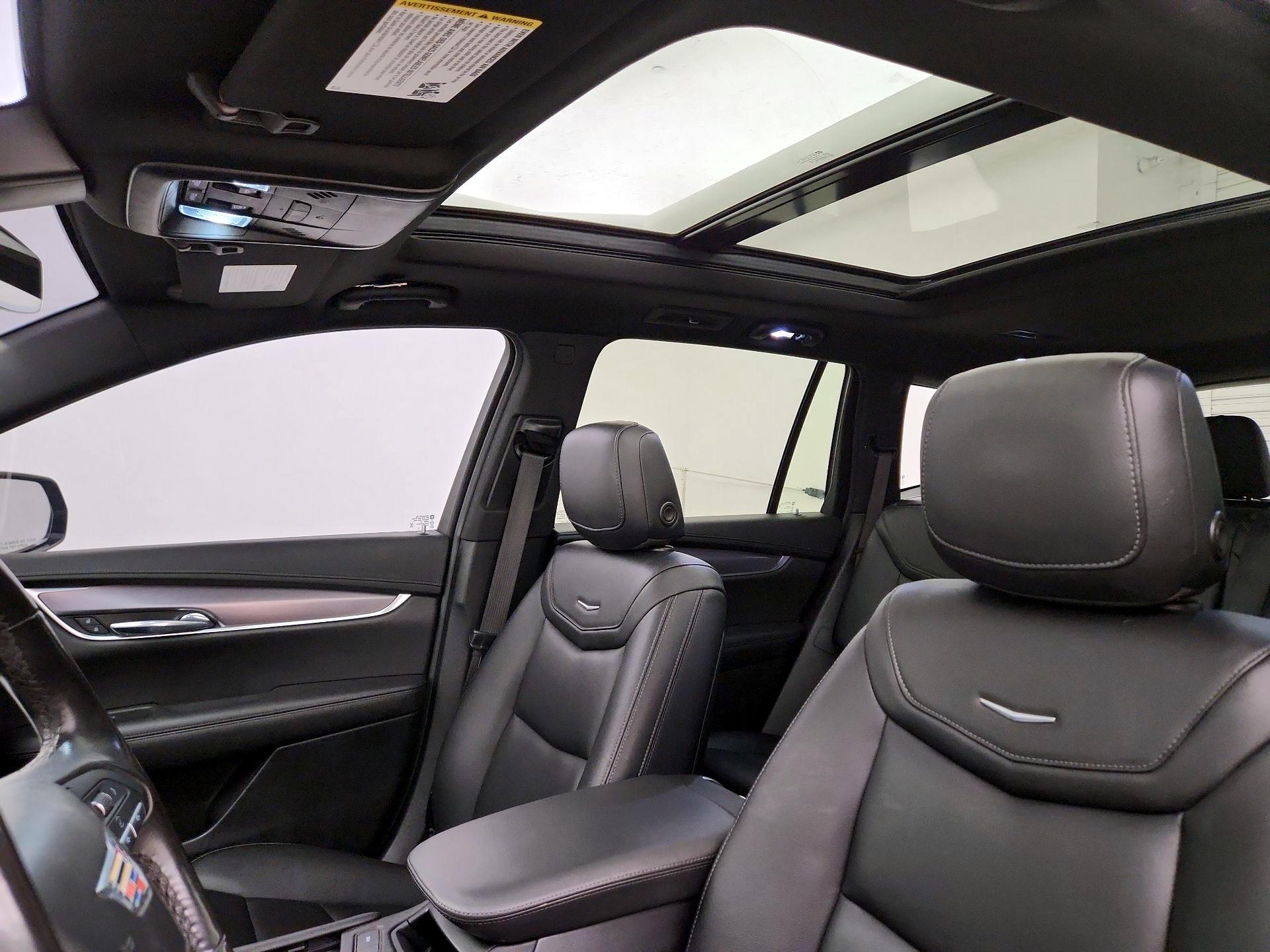 Thumbnail: 2021 Cadillac XT6 - 19
