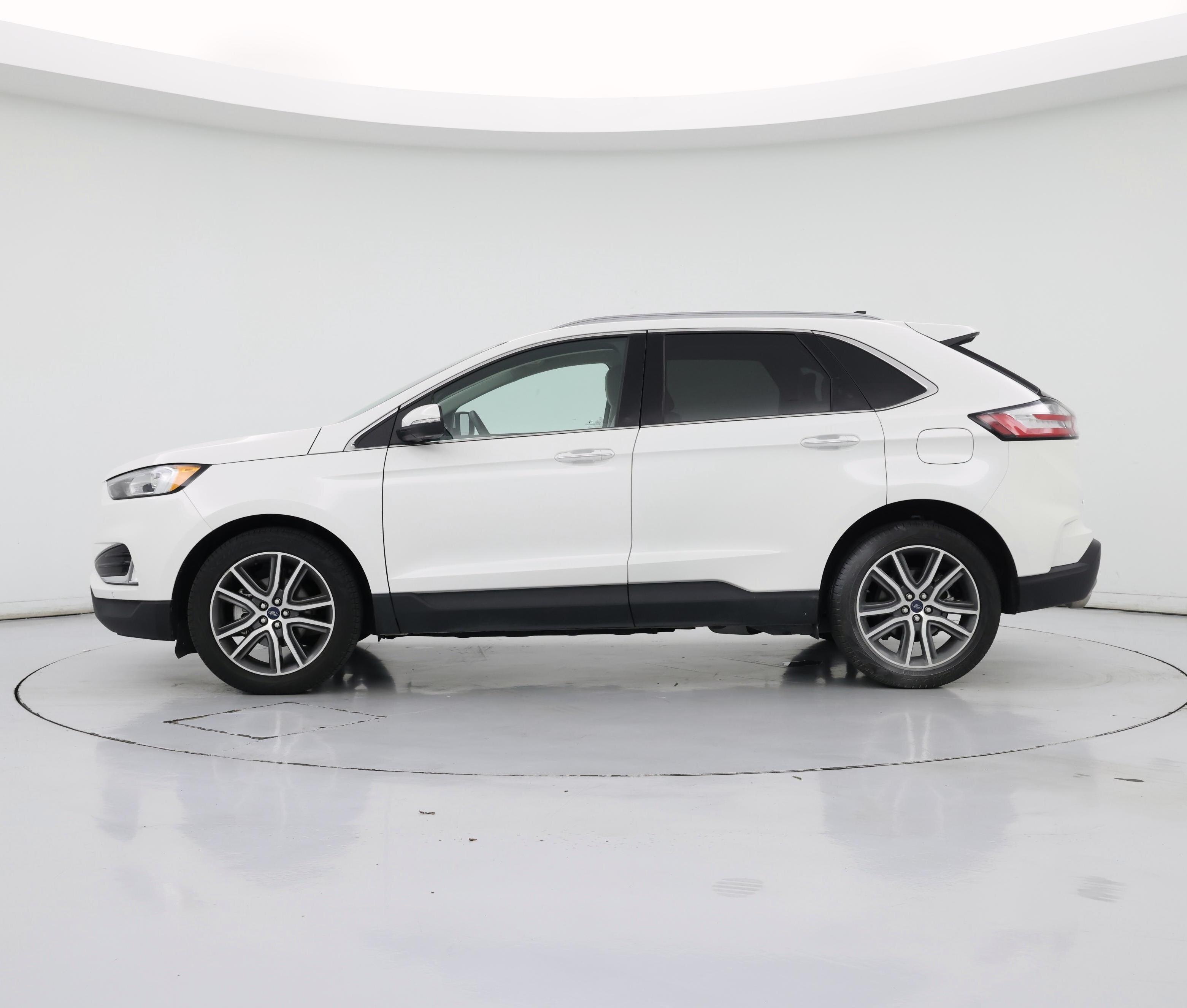 Thumbnail: 2020 Ford Edge - 3