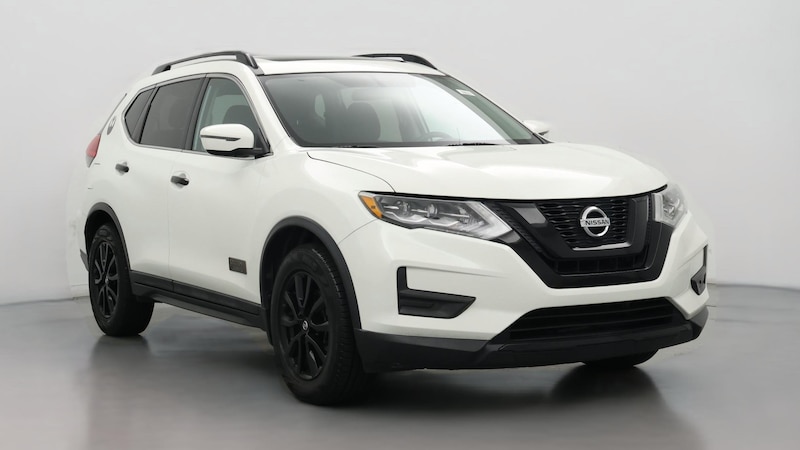 2017 Nissan Rogue SV Hero Image
