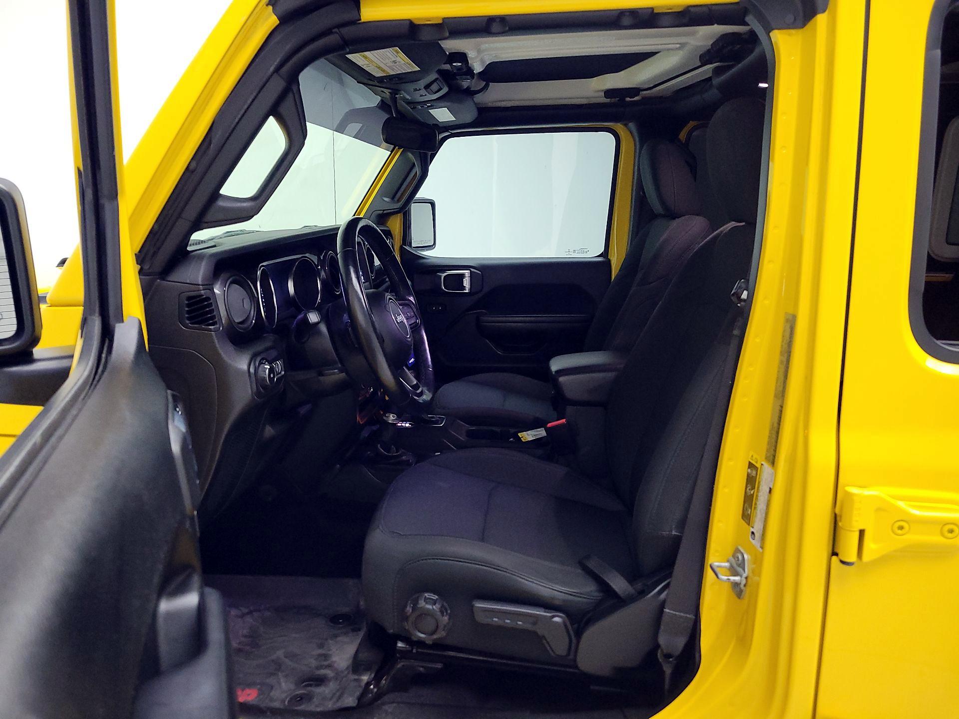 Thumbnail: 2021 Jeep Wrangler - 11