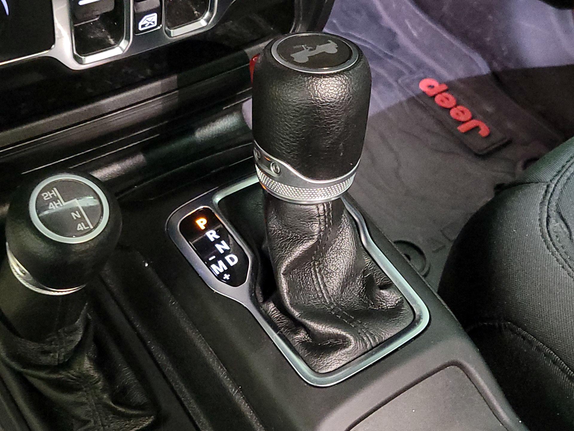 Thumbnail: 2021 Jeep Wrangler - 17