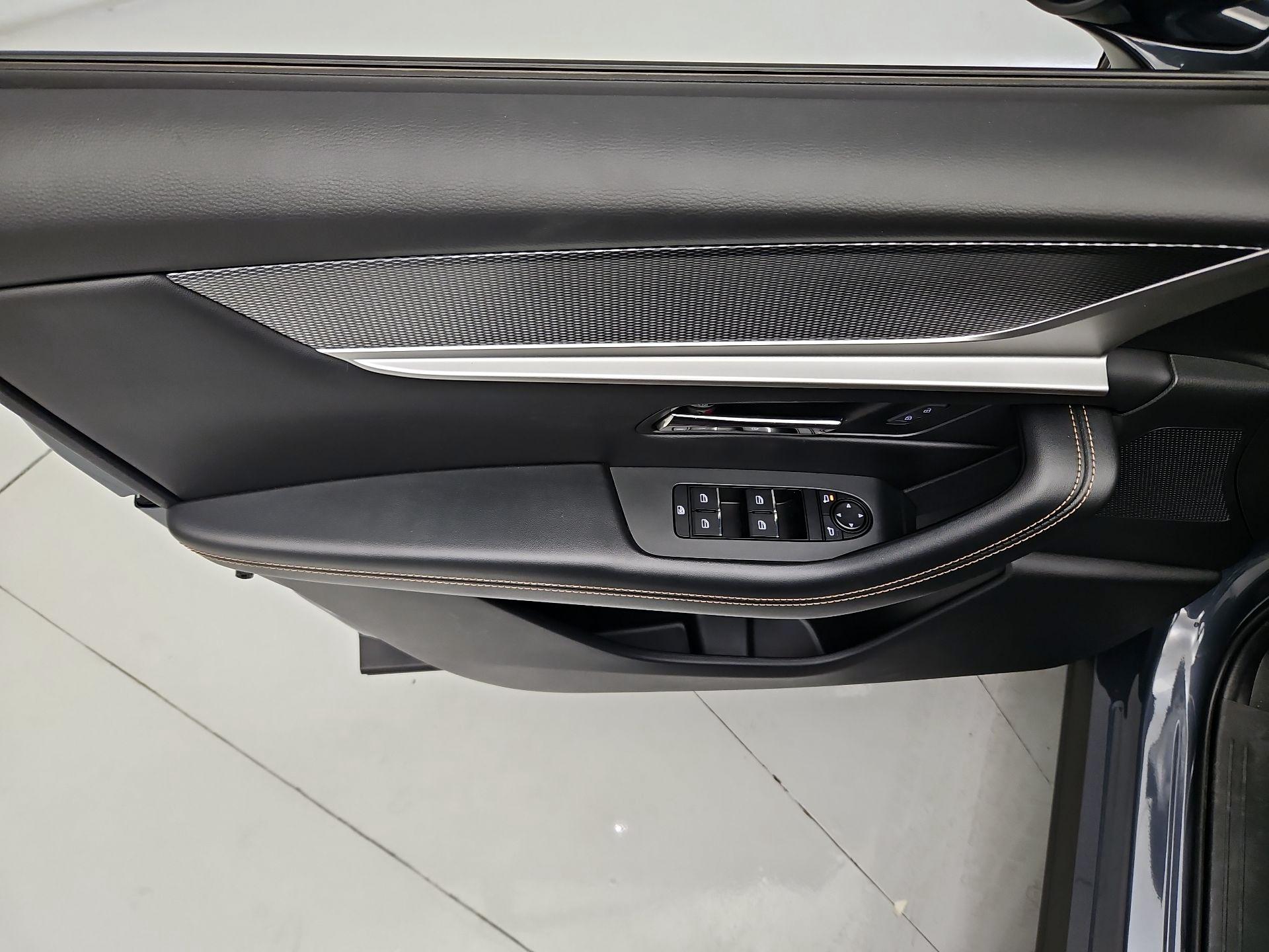 Thumbnail: 2025 Mazda CX-70 - 12