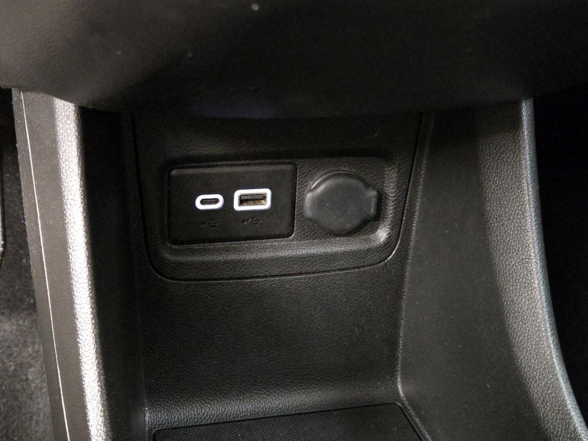 Thumbnail: 2020 Chevrolet Spark - 18