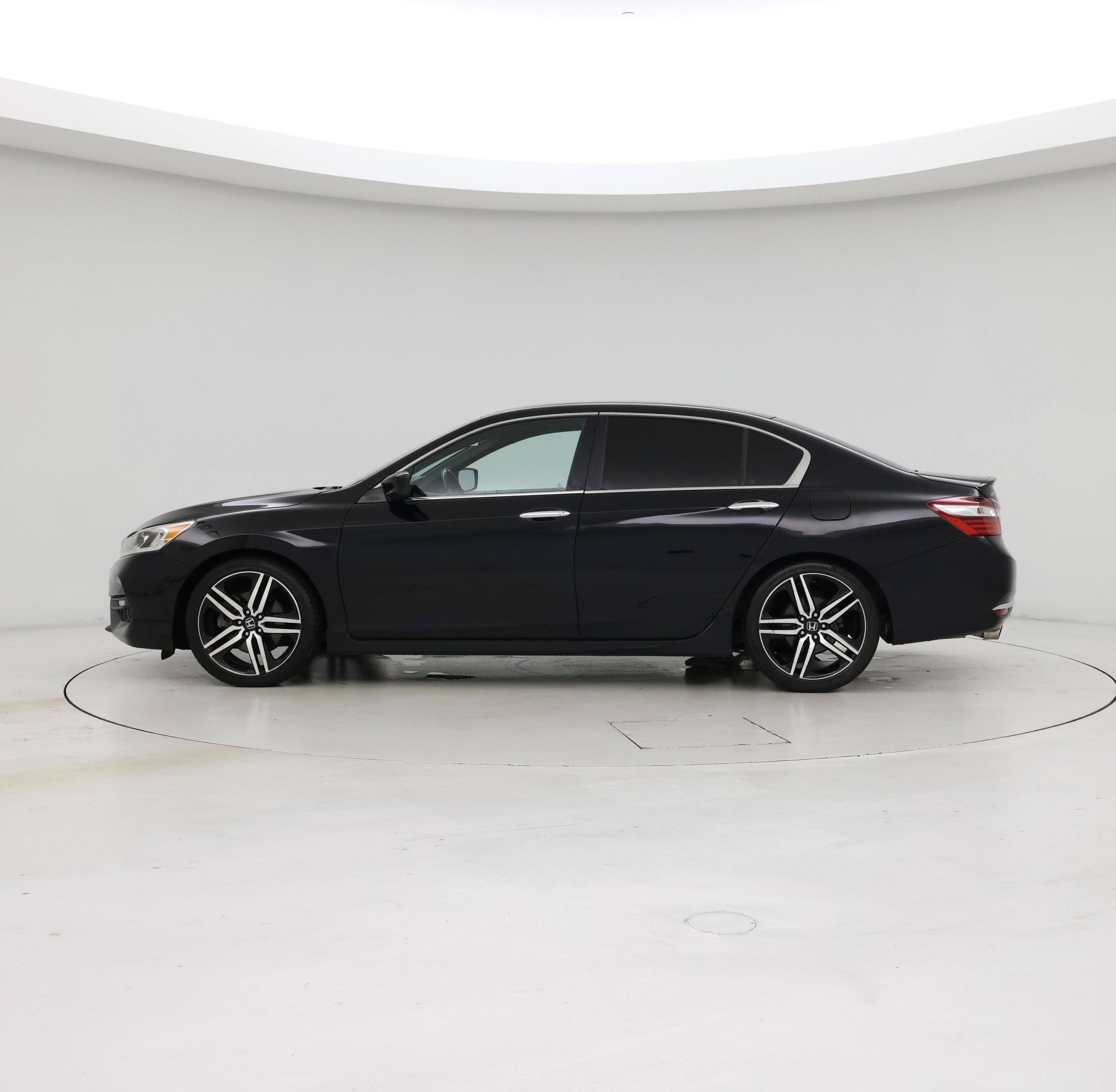 Thumbnail: 2017 Honda Accord - 3