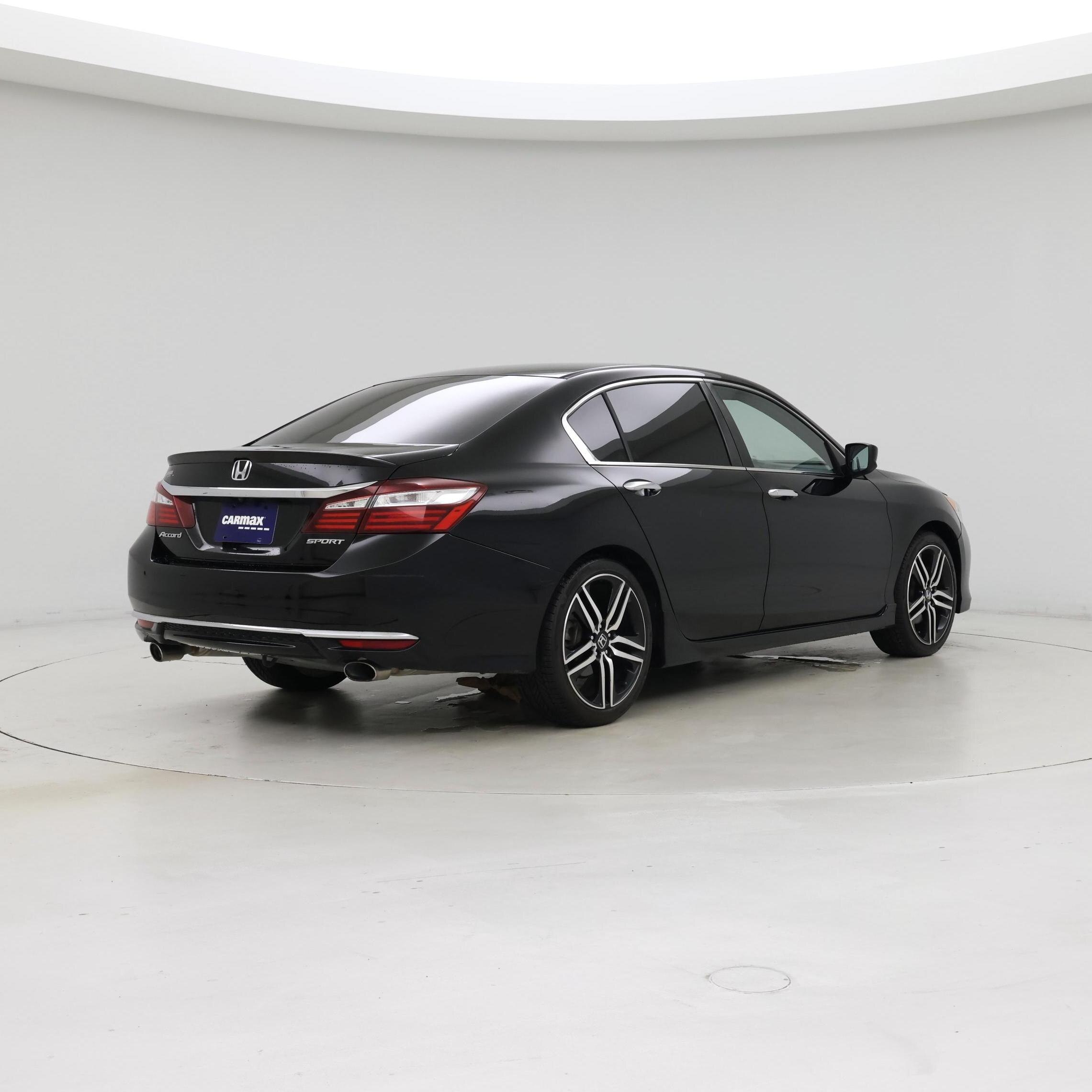 Thumbnail: 2017 Honda Accord - 8