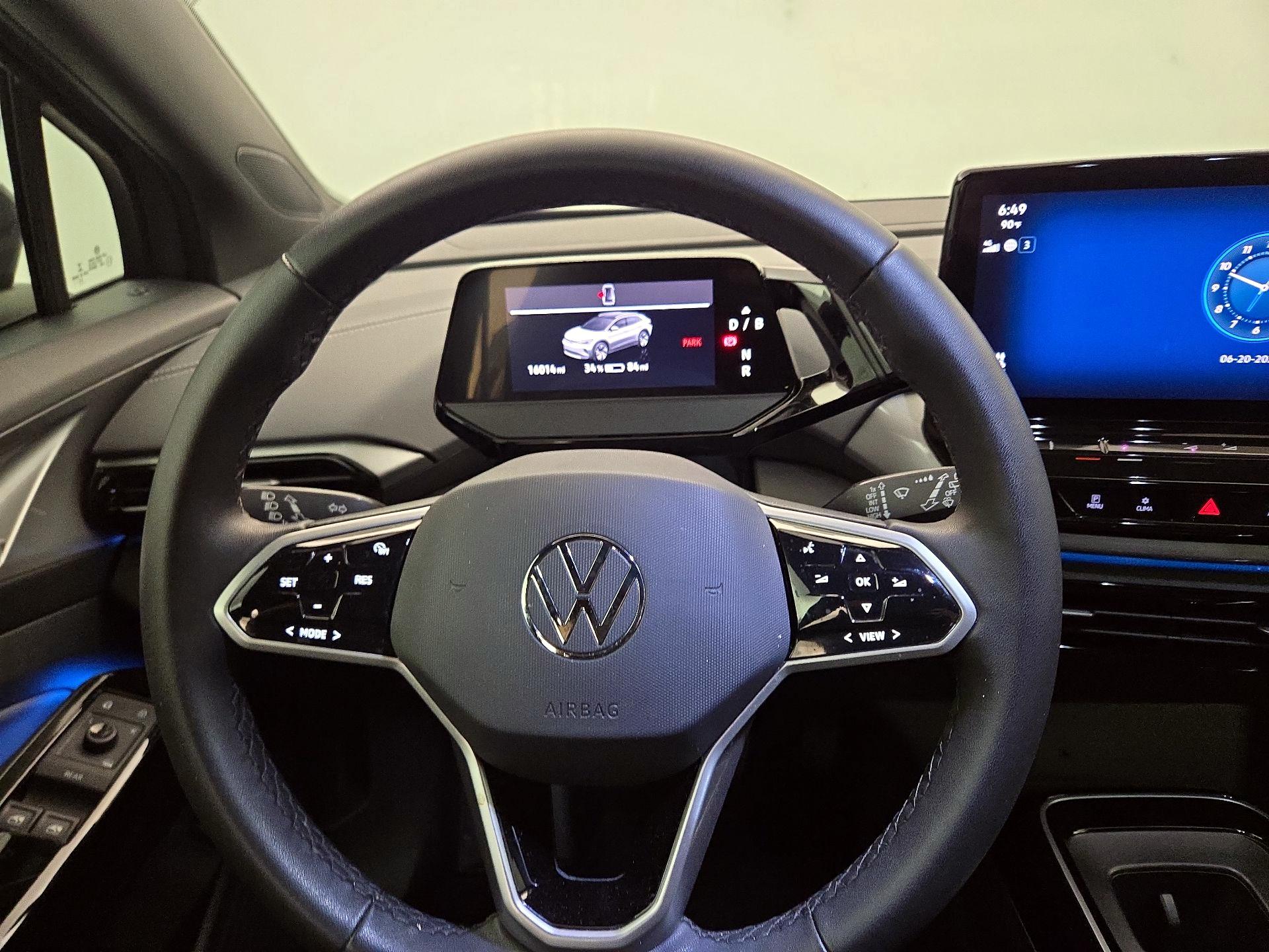 Thumbnail: 2023 Volkswagen ID.4 - 10