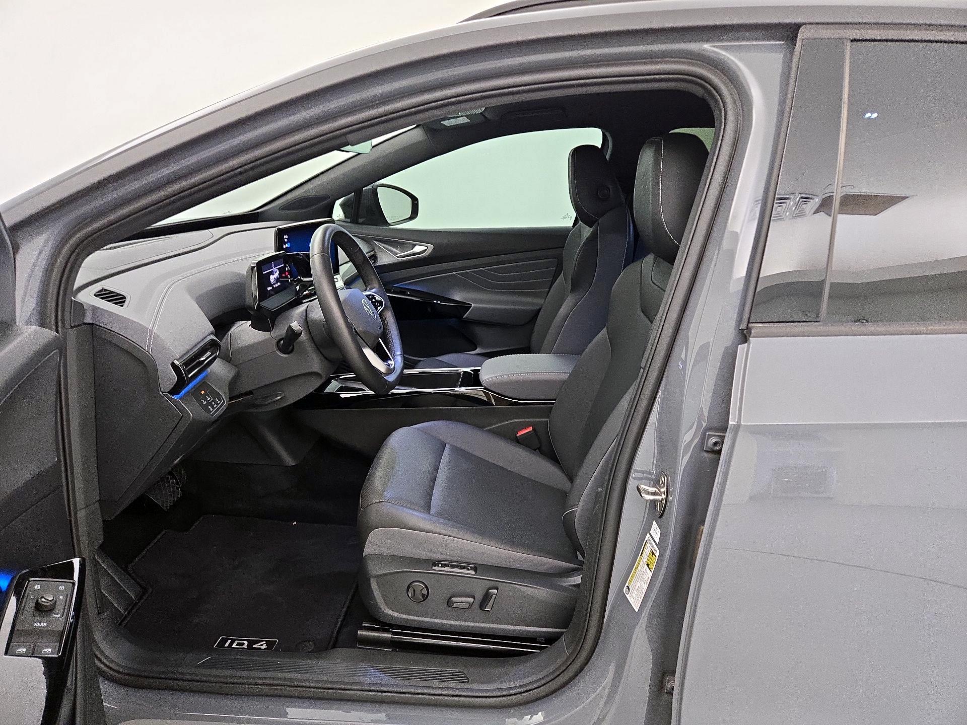 Thumbnail: 2023 Volkswagen ID.4 - 11
