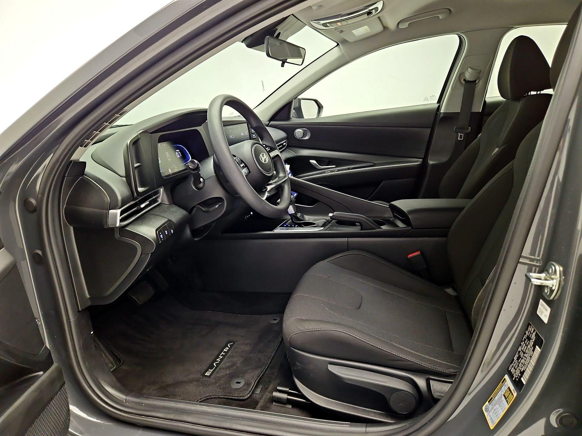 Thumbnail: 2024 Hyundai Elantra - 11