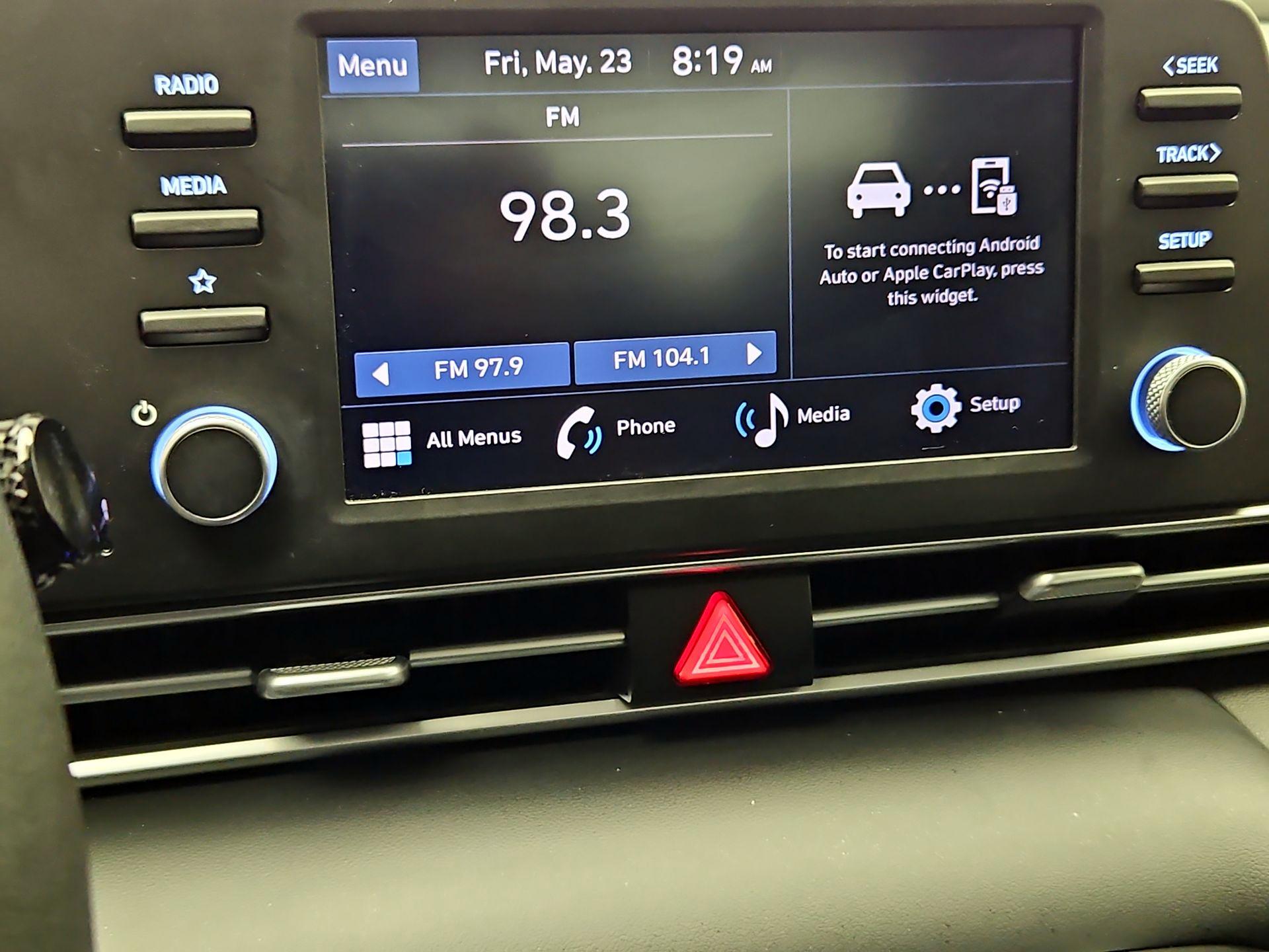 Thumbnail: 2024 Hyundai Elantra - 15