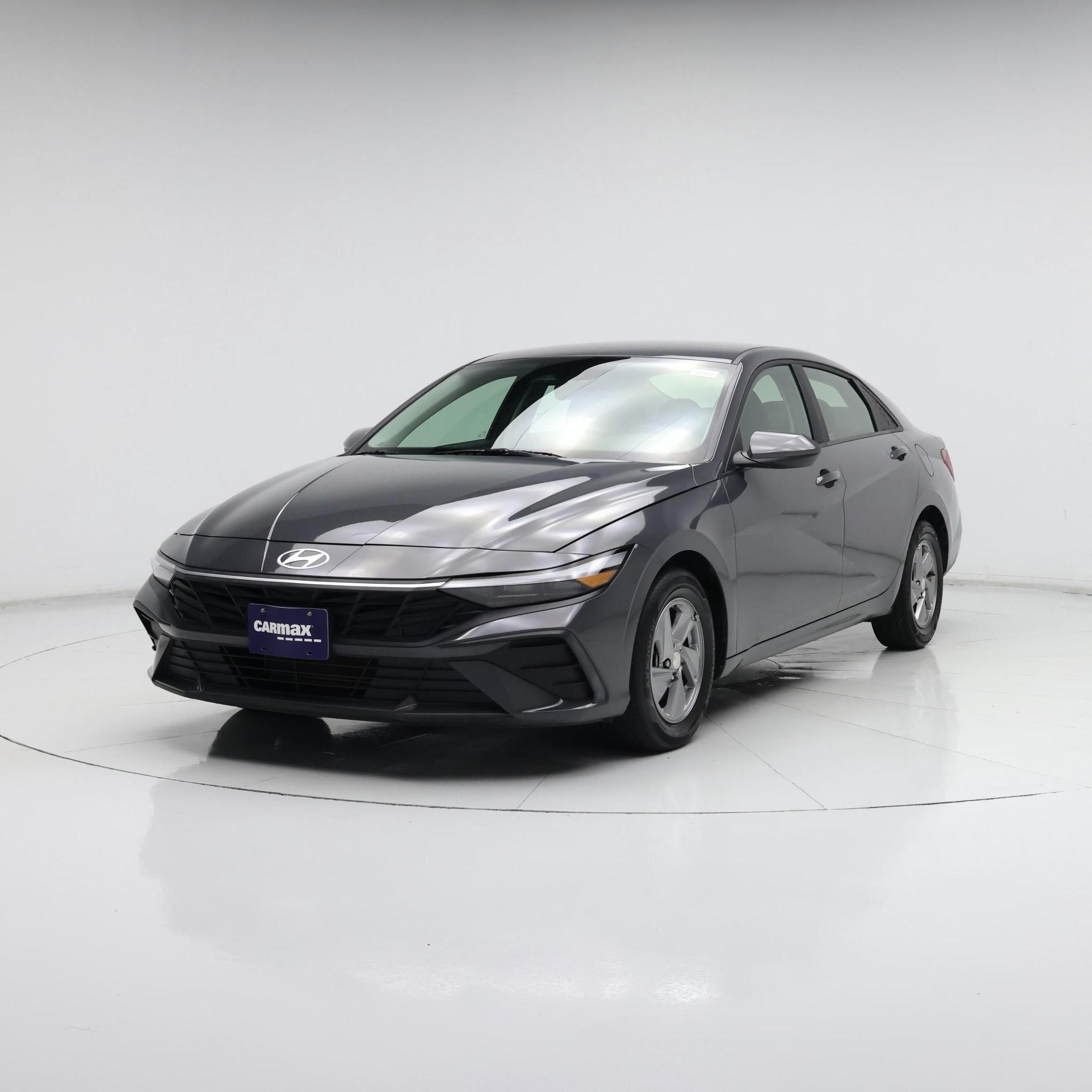 Thumbnail: 2024 Hyundai Elantra - 4