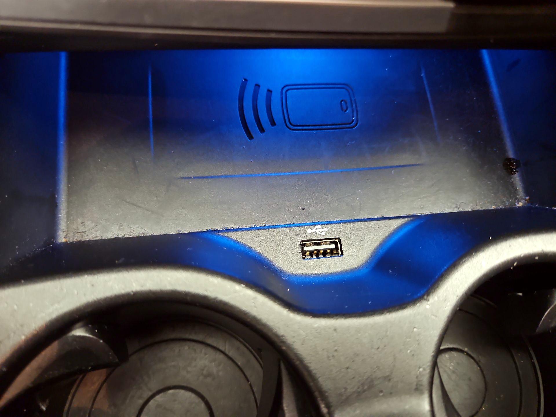 Thumbnail: 2021 BMW 5 Series - 19