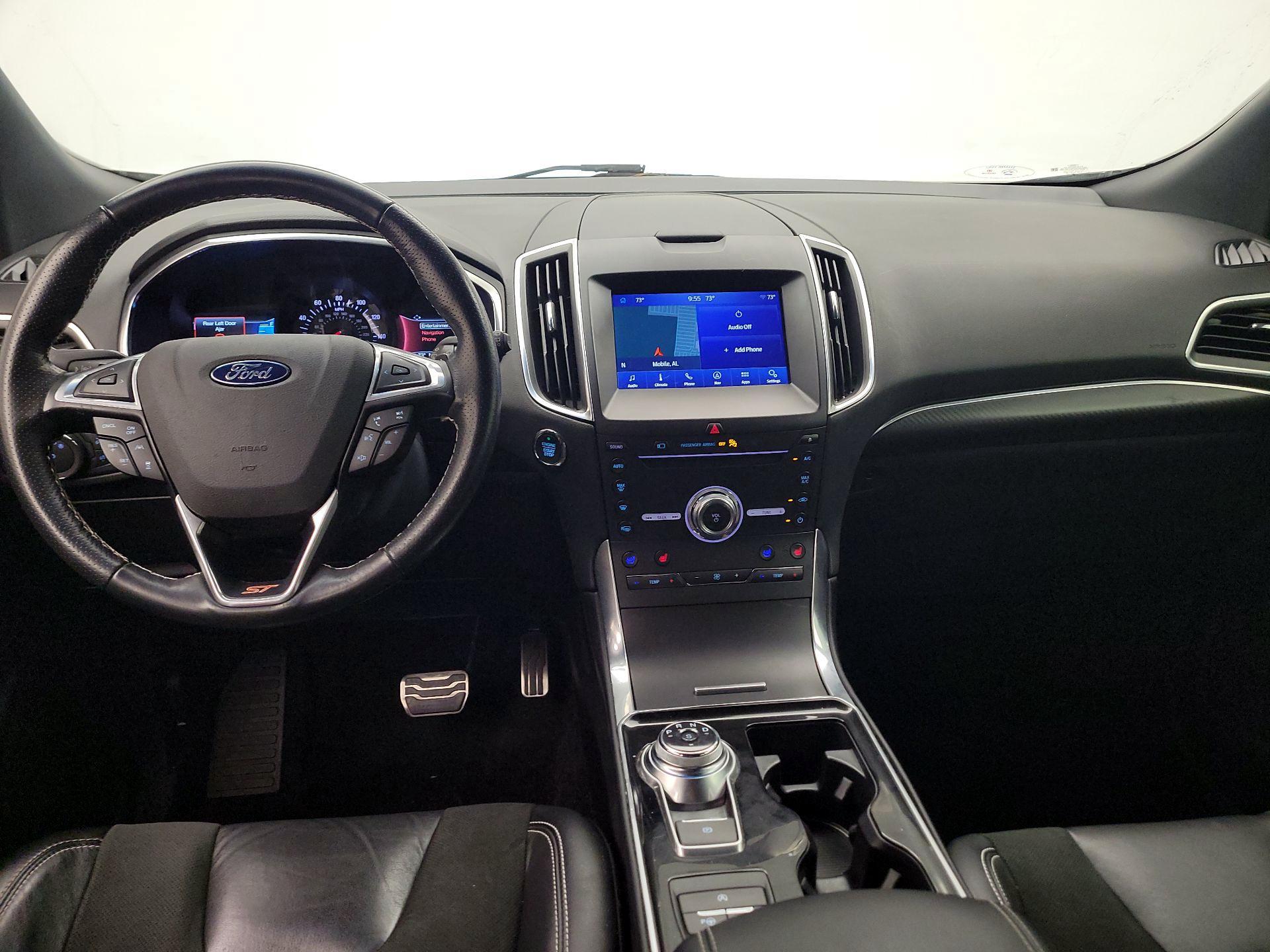 Thumbnail: 2019 Ford Edge - 9