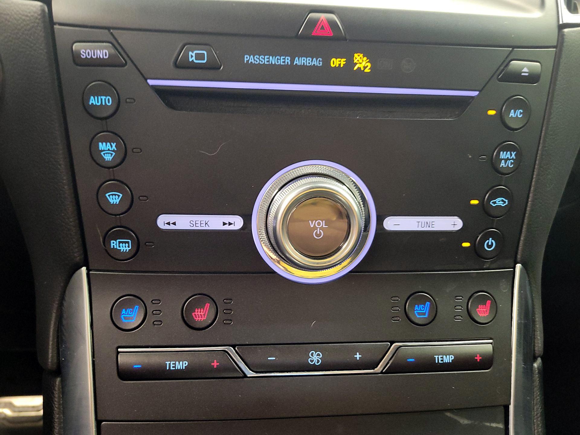 Thumbnail: 2019 Ford Edge - 14