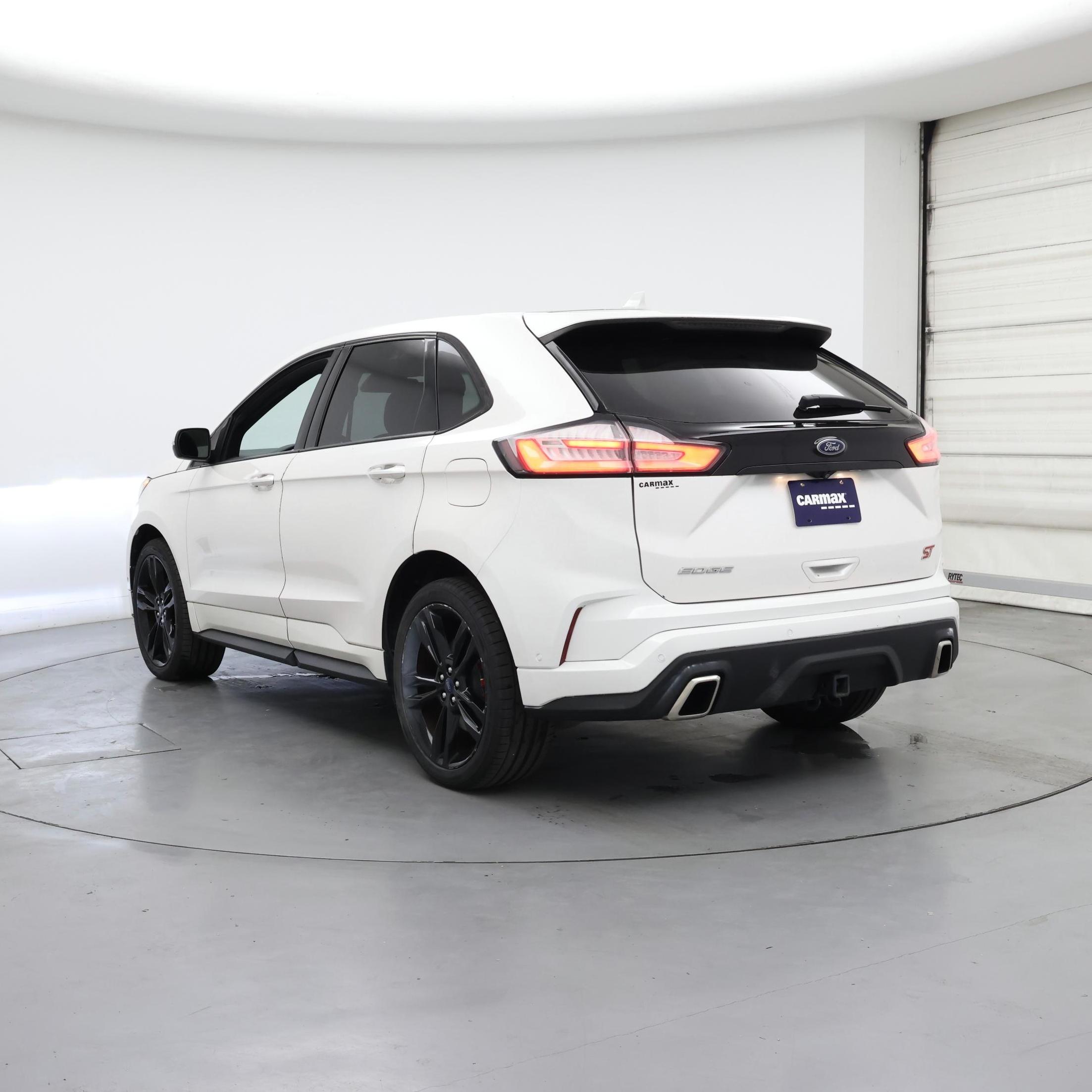 Thumbnail: 2019 Ford Edge - 2
