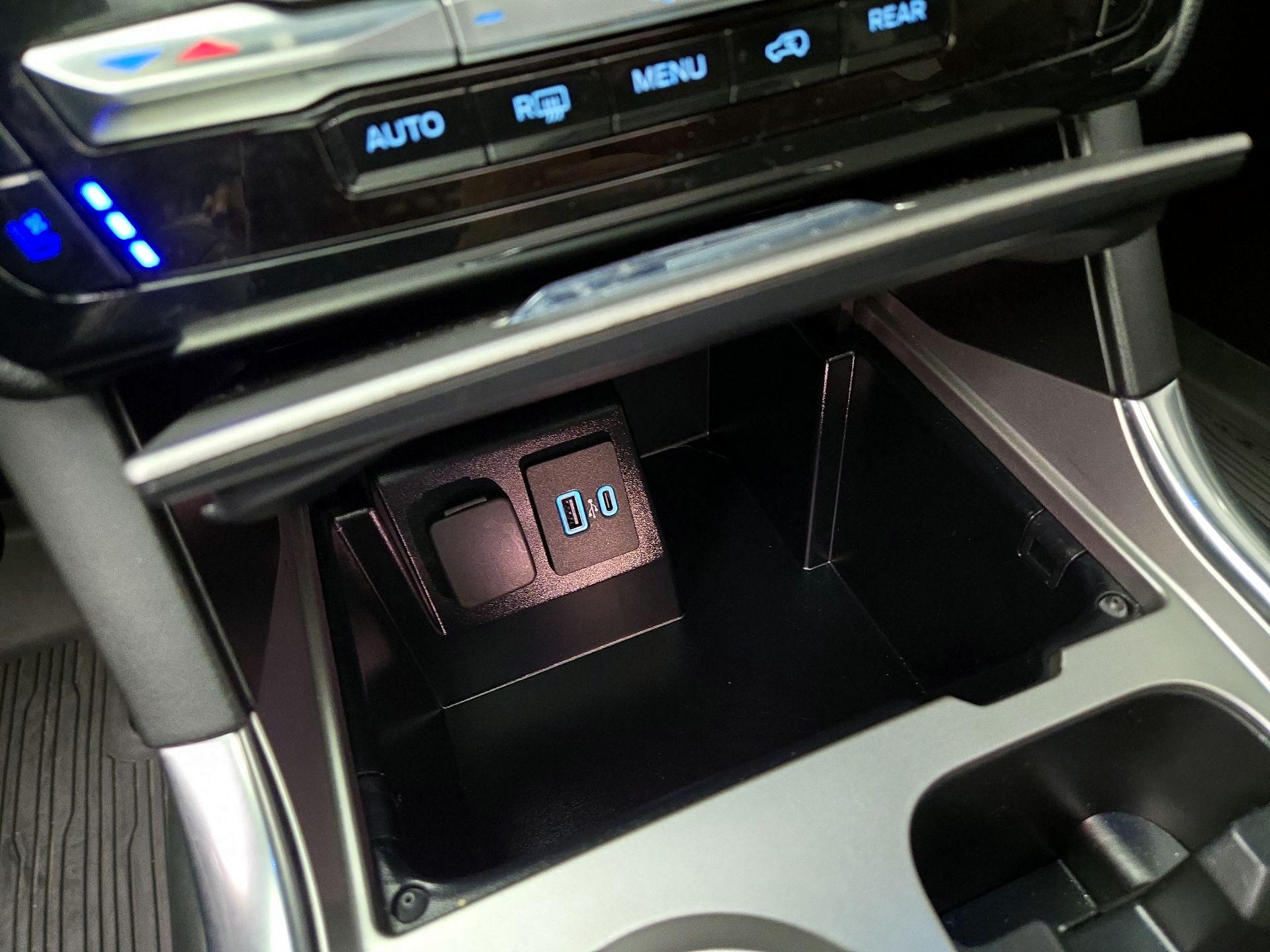 Thumbnail: 2021 Ford Explorer - 19