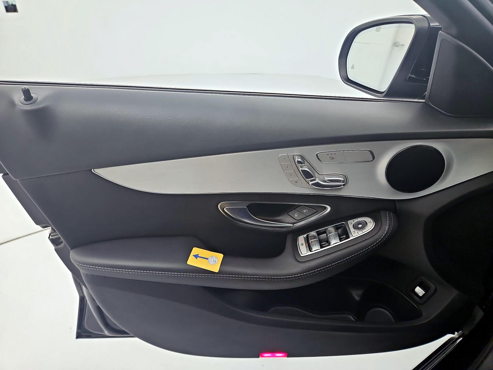 Thumbnail: 2019 Mercedes-Benz C-Class - 12