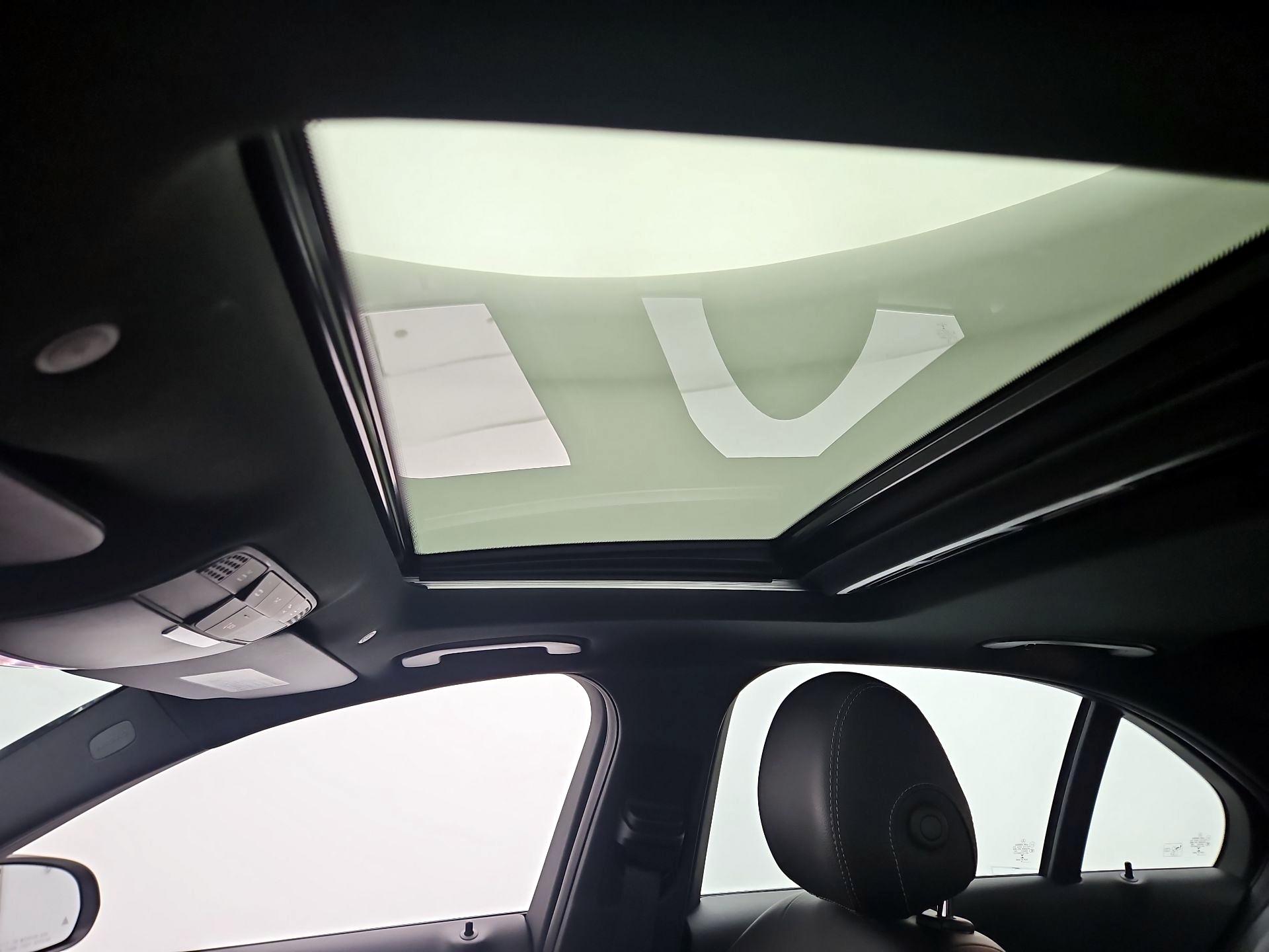 Thumbnail: 2019 Mercedes-Benz C-Class - 19