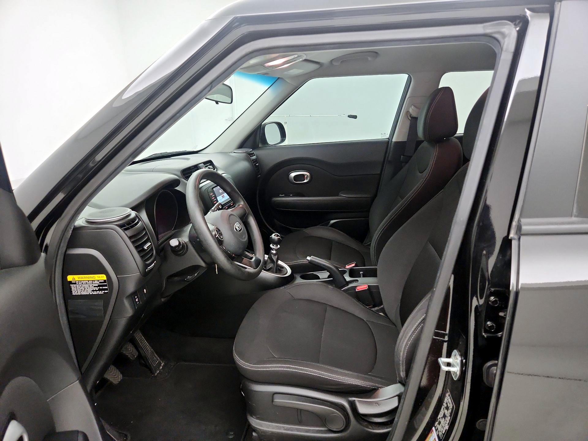 Thumbnail: 2019 Kia Soul - 11