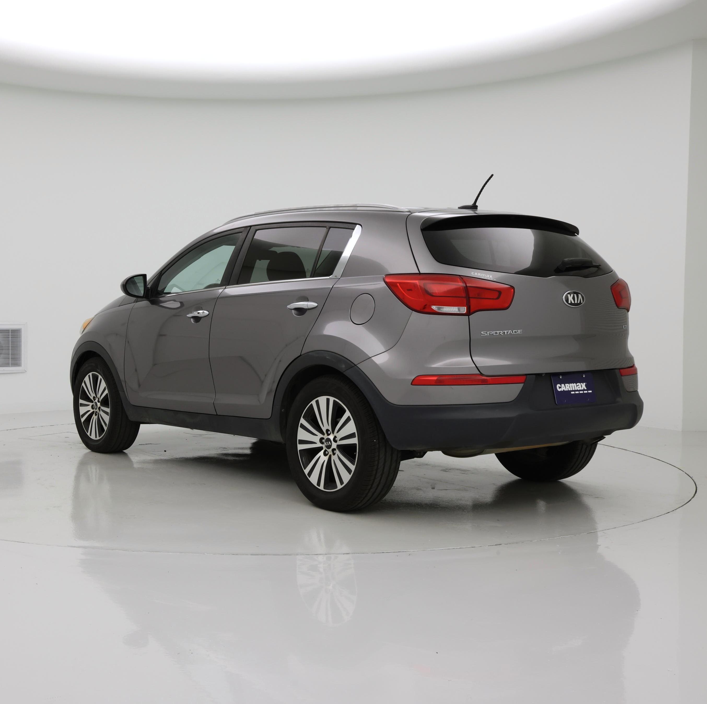 Thumbnail: 2016 Kia Sportage - 2