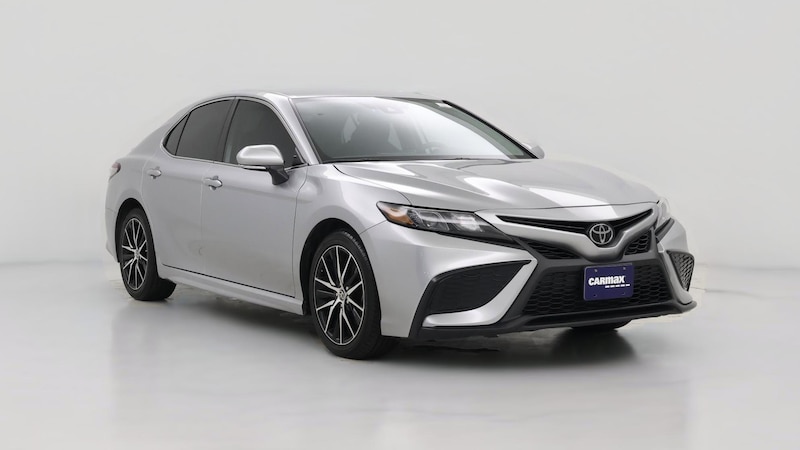 2023 Toyota Camry SE Hero Image