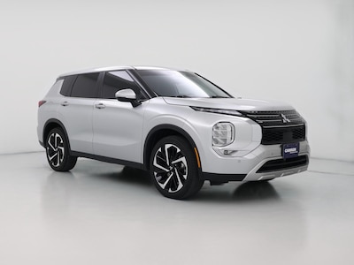 Gray 2023 Mitsubishi Outlander SE
