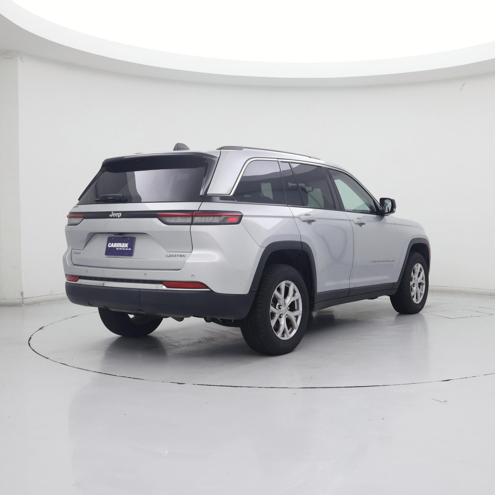 Thumbnail: 2022 Jeep Grand Cherokee - 8