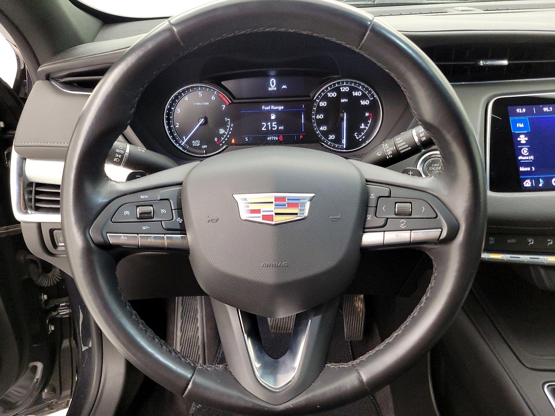 Thumbnail: 2023 Cadillac XT4 - 10
