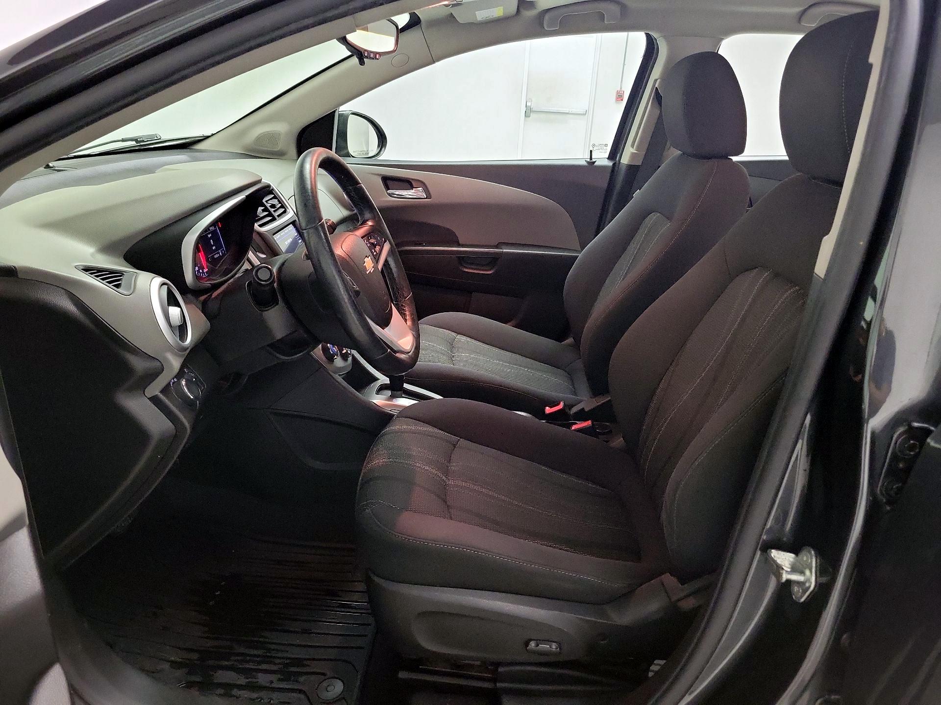 Thumbnail: 2018 Chevrolet Sonic - 11