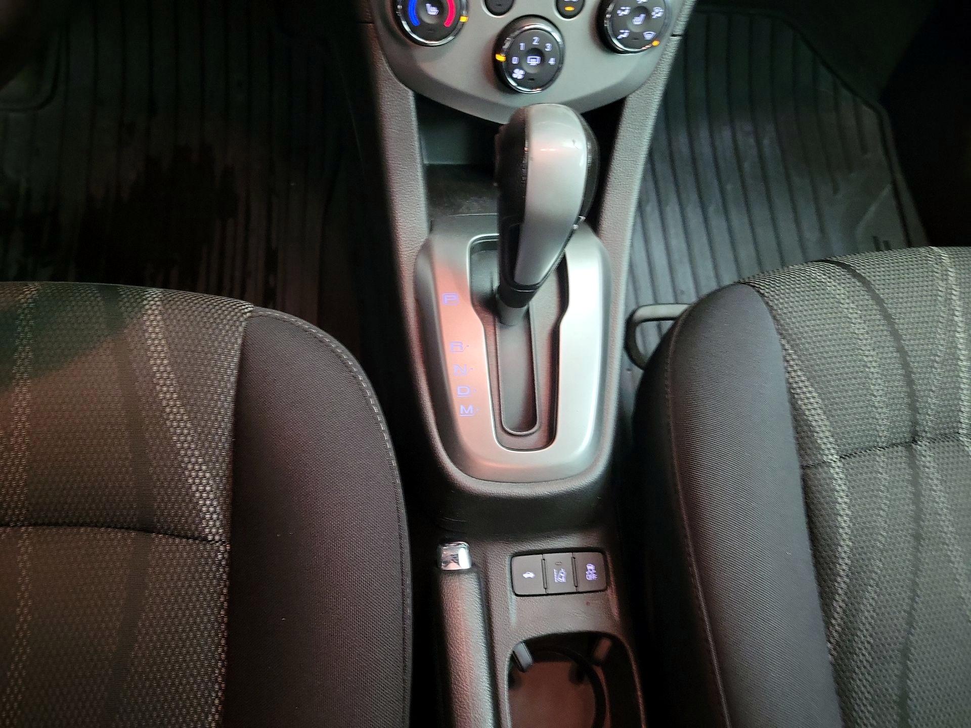 Thumbnail: 2018 Chevrolet Sonic - 17