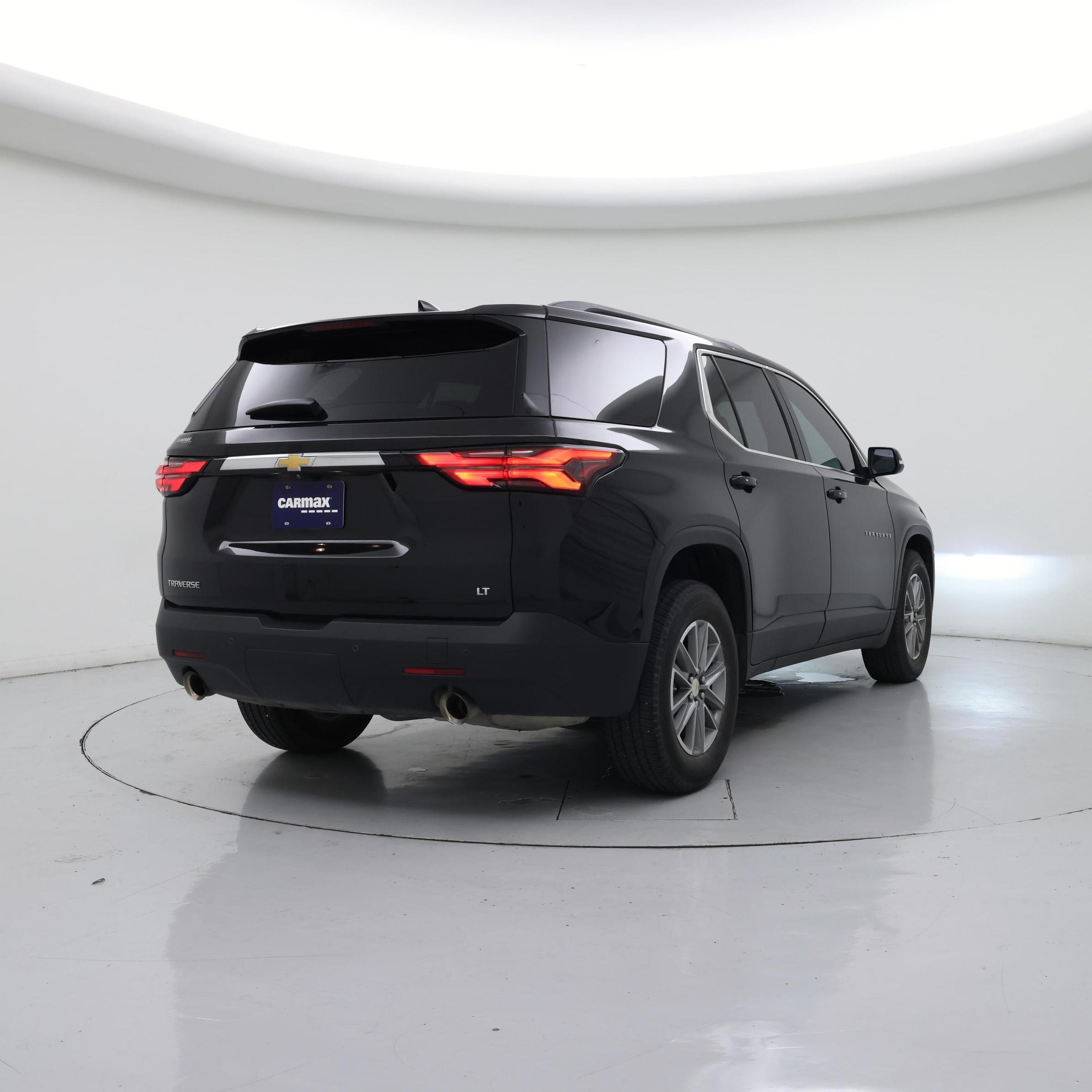 Thumbnail: 2023 Chevrolet Traverse - 8