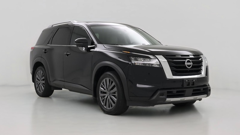 2024 Nissan Pathfinder SL Hero Image