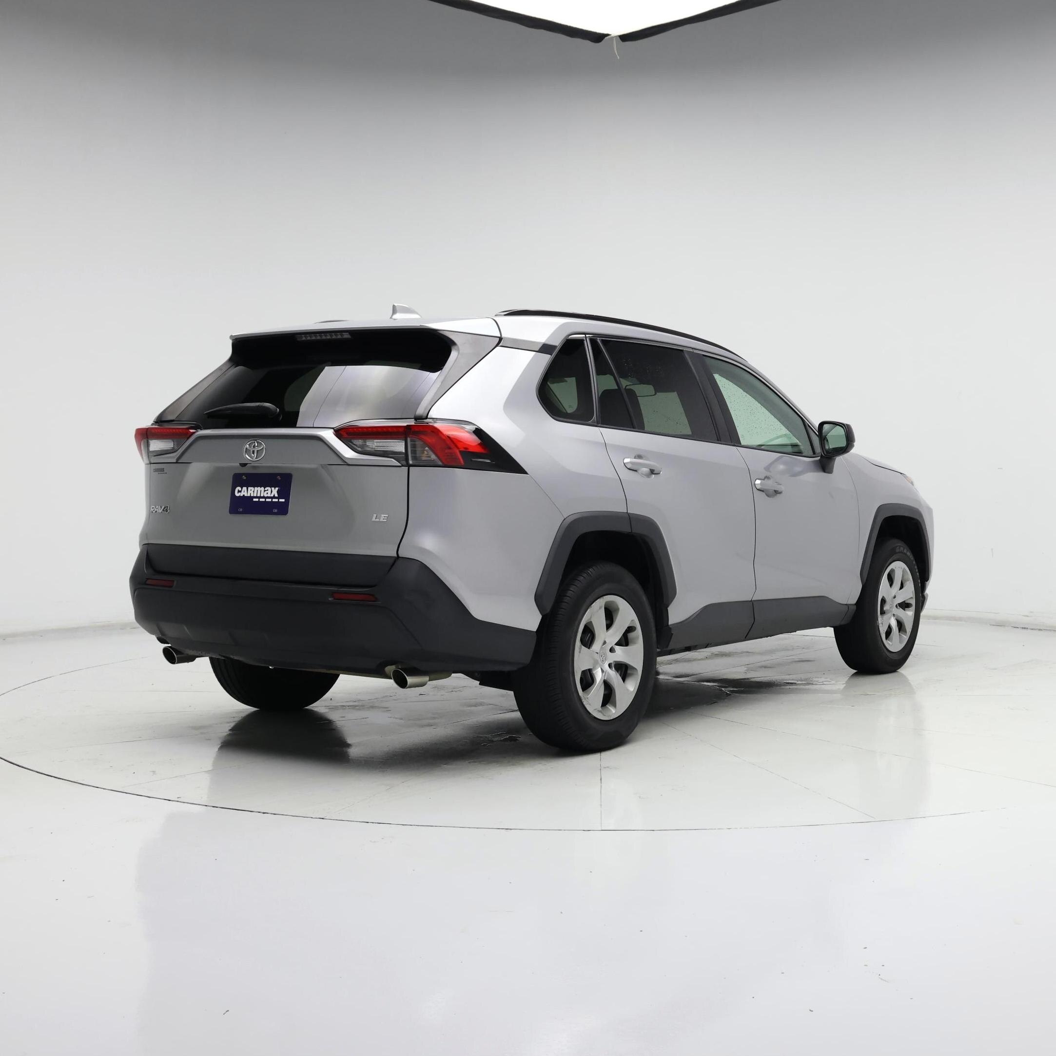 Thumbnail: 2021 Toyota RAV4 - 8
