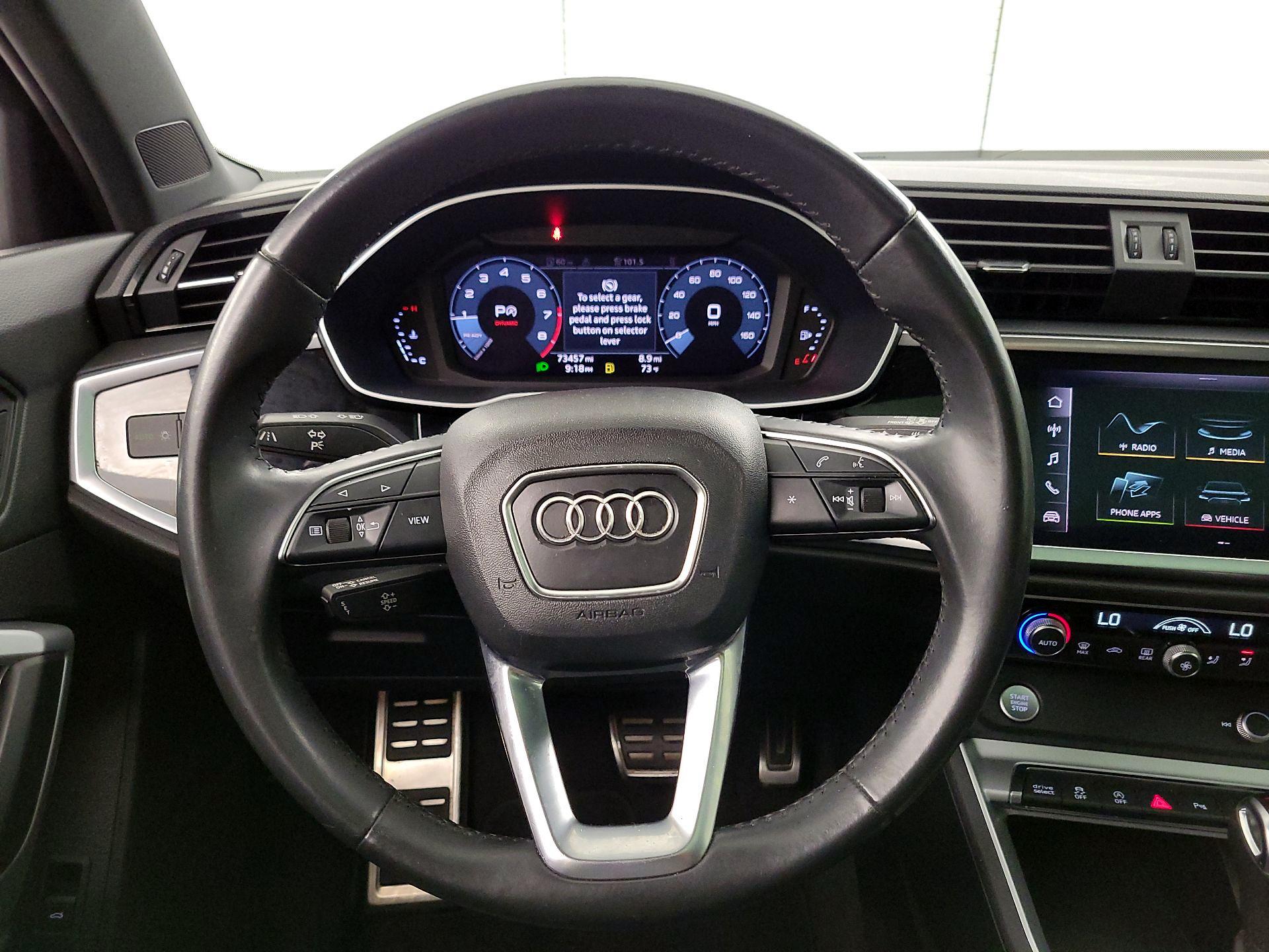 Thumbnail: 2020 Audi Q3 - 10