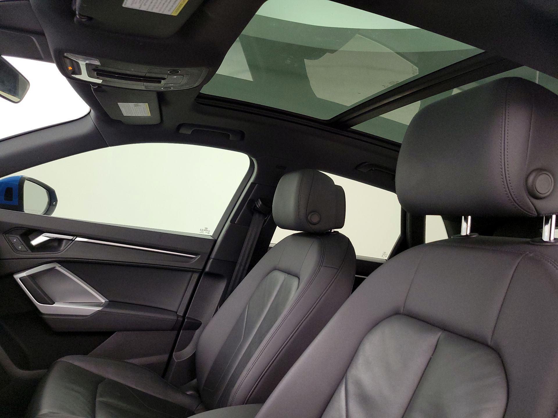 Thumbnail: 2020 Audi Q3 - 19