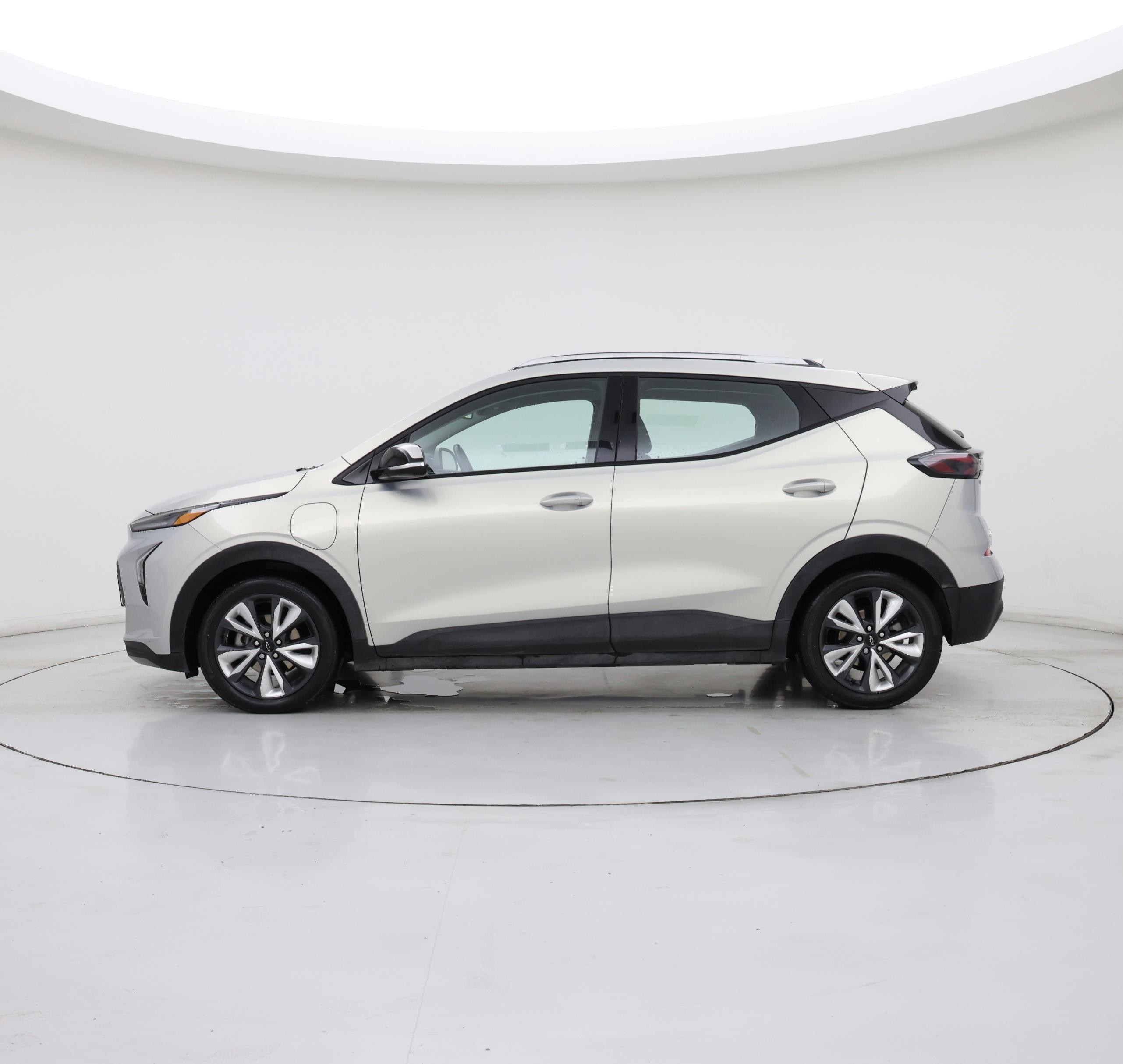 Thumbnail: 2023 Chevrolet Bolt EUV - 3