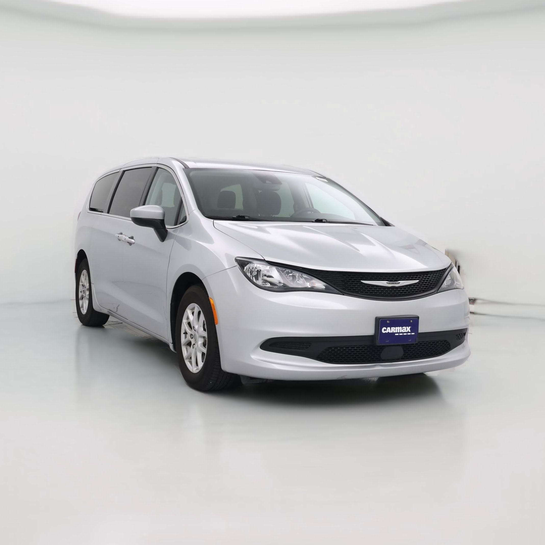 Thumbnail: 2023 Chrysler Voyager - 1