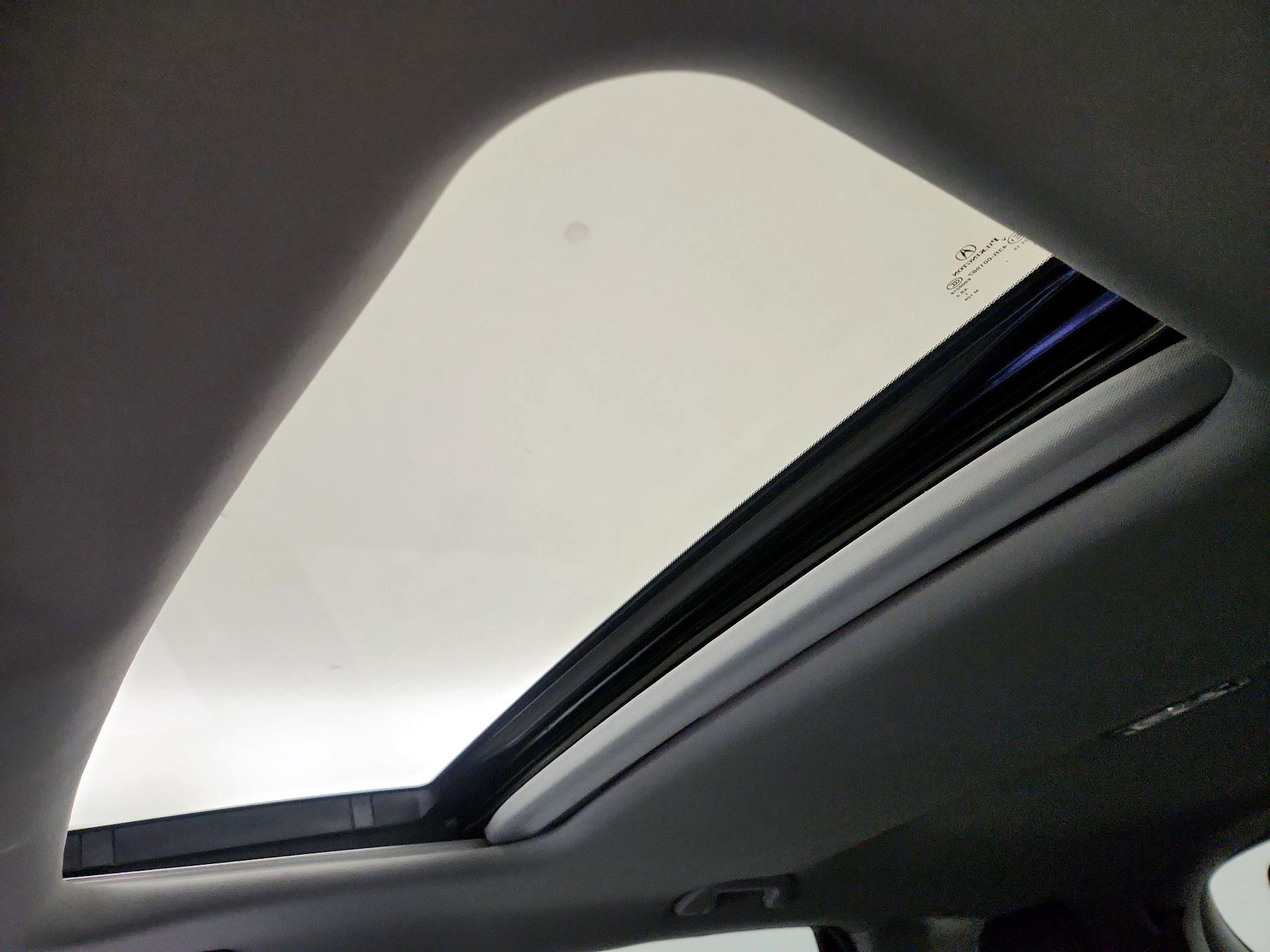 Thumbnail: 2019 Acura MDX - 19