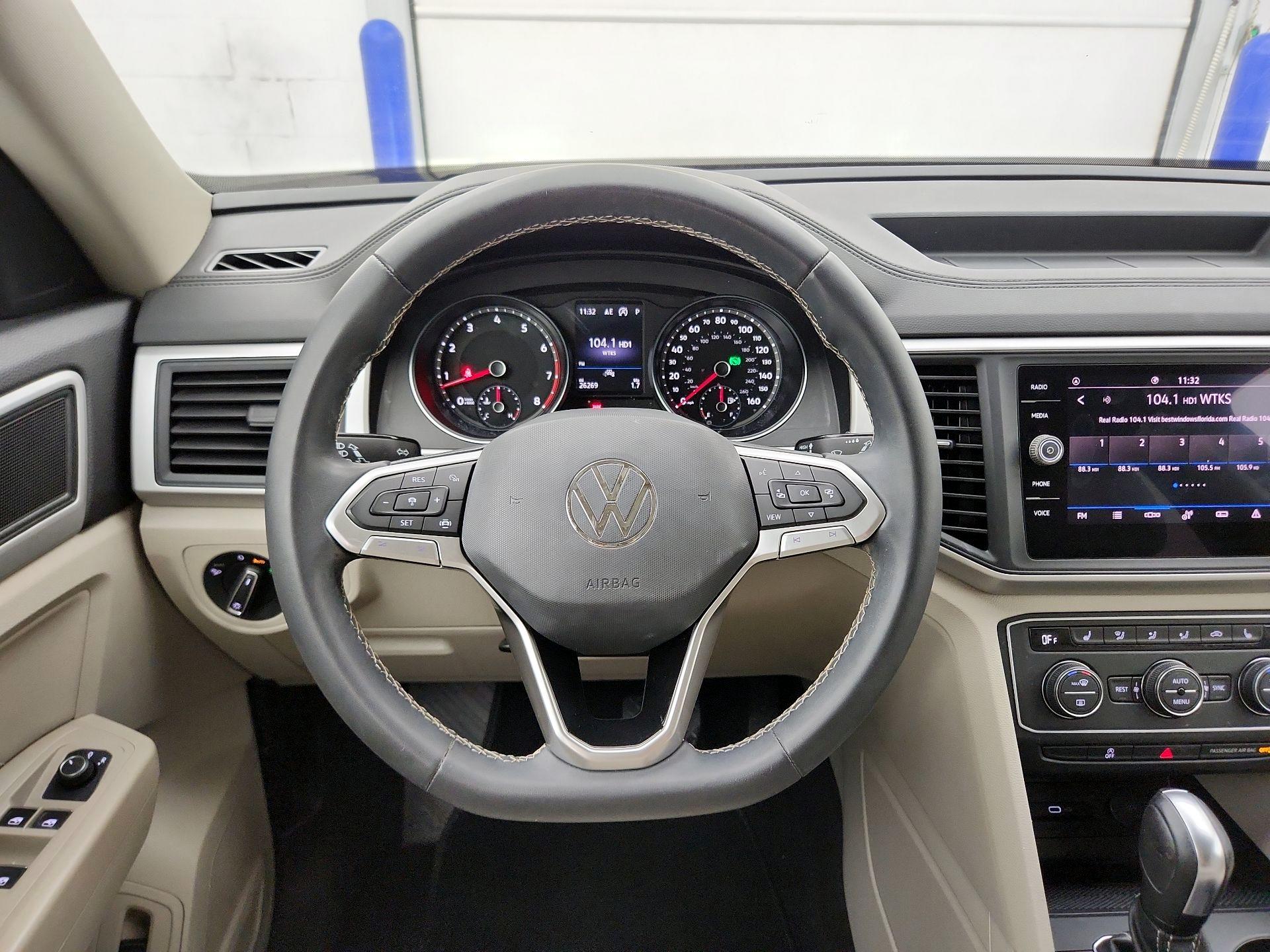 Thumbnail: 2021 Volkswagen Atlas - 10