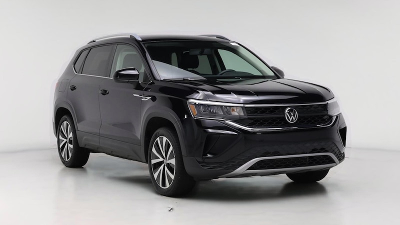 2022 Volkswagen Taos SE Hero Image