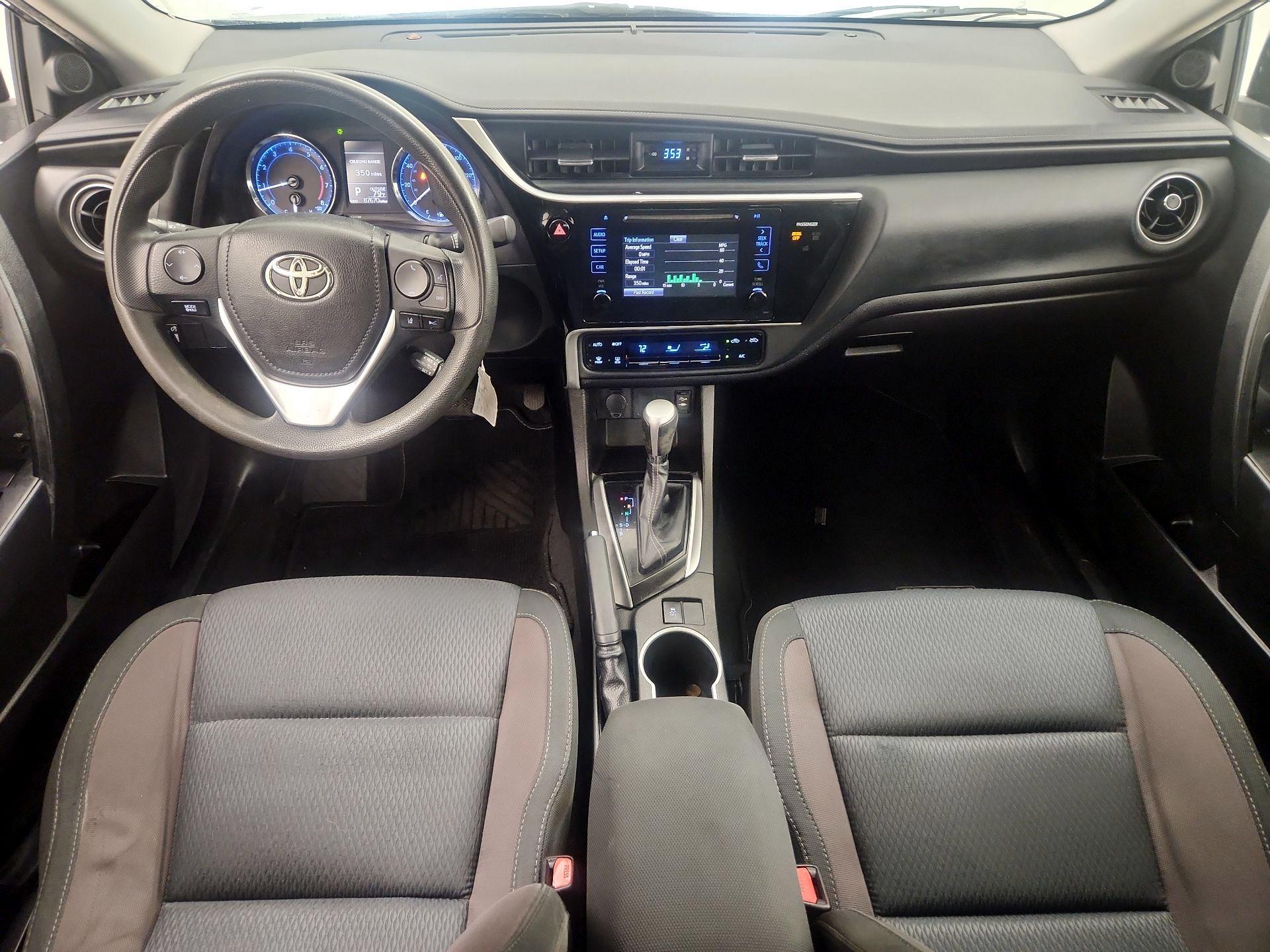 Thumbnail: 2017 Toyota Corolla - 9