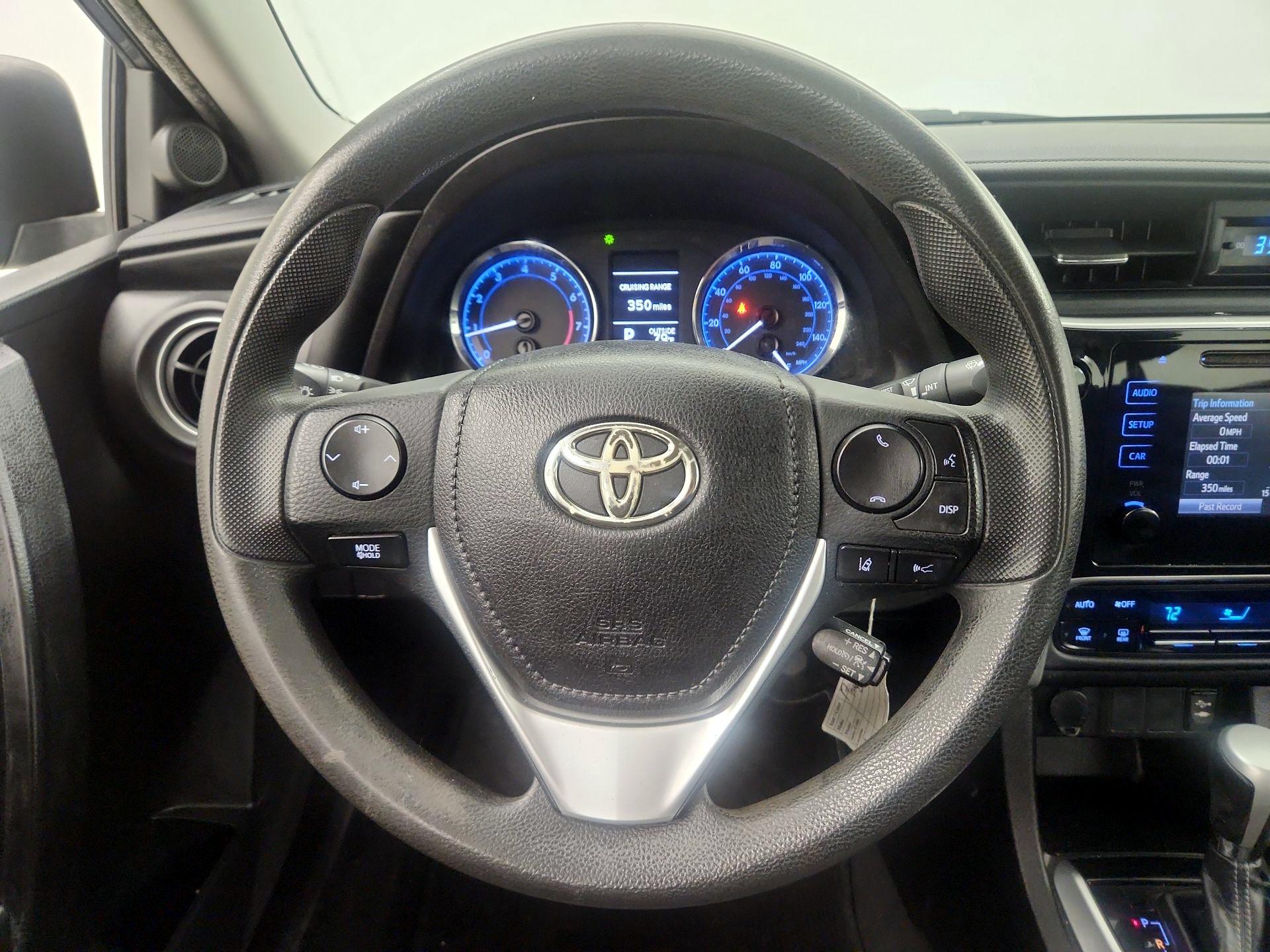 Thumbnail: 2017 Toyota Corolla - 10