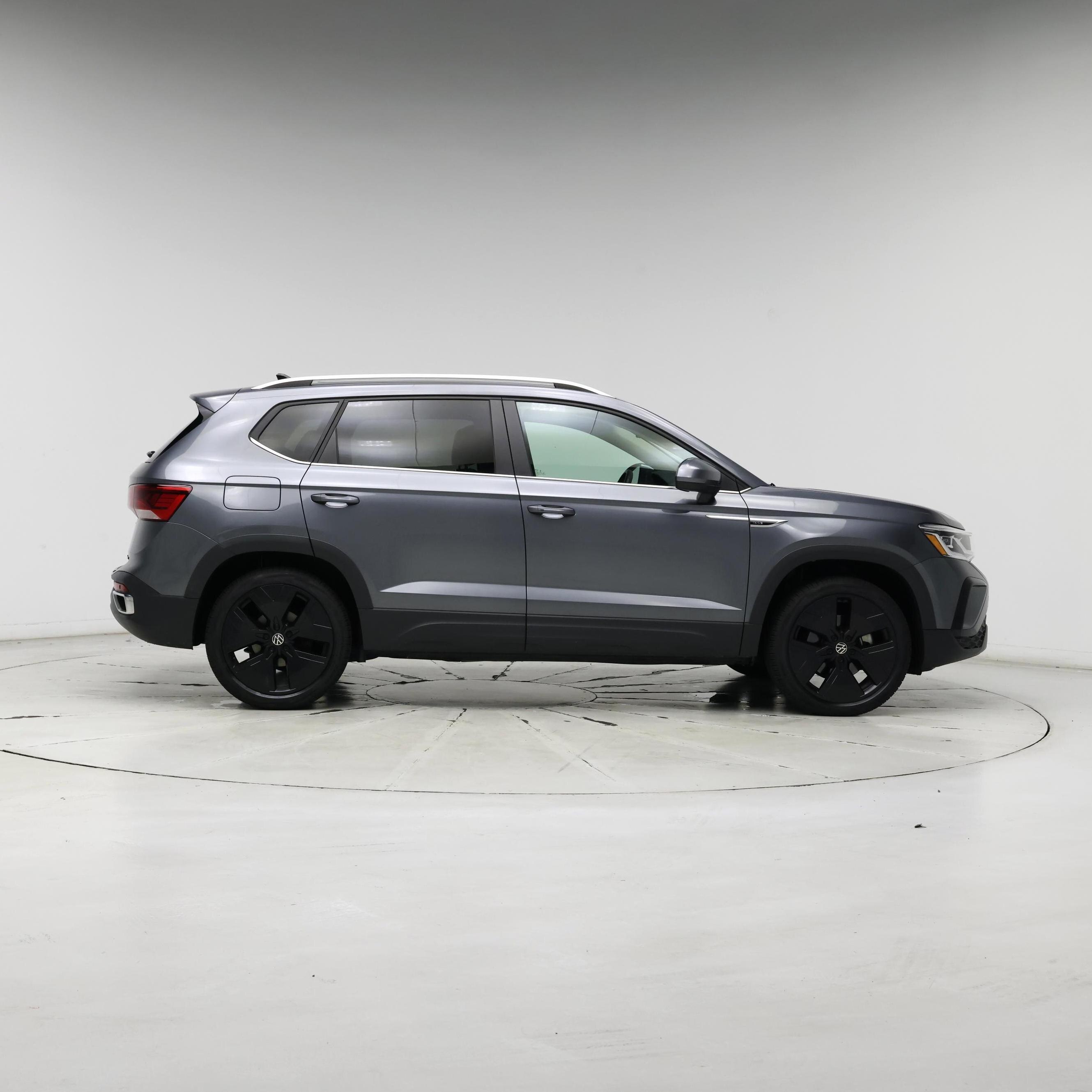 Thumbnail: 2022 Volkswagen Taos - 7