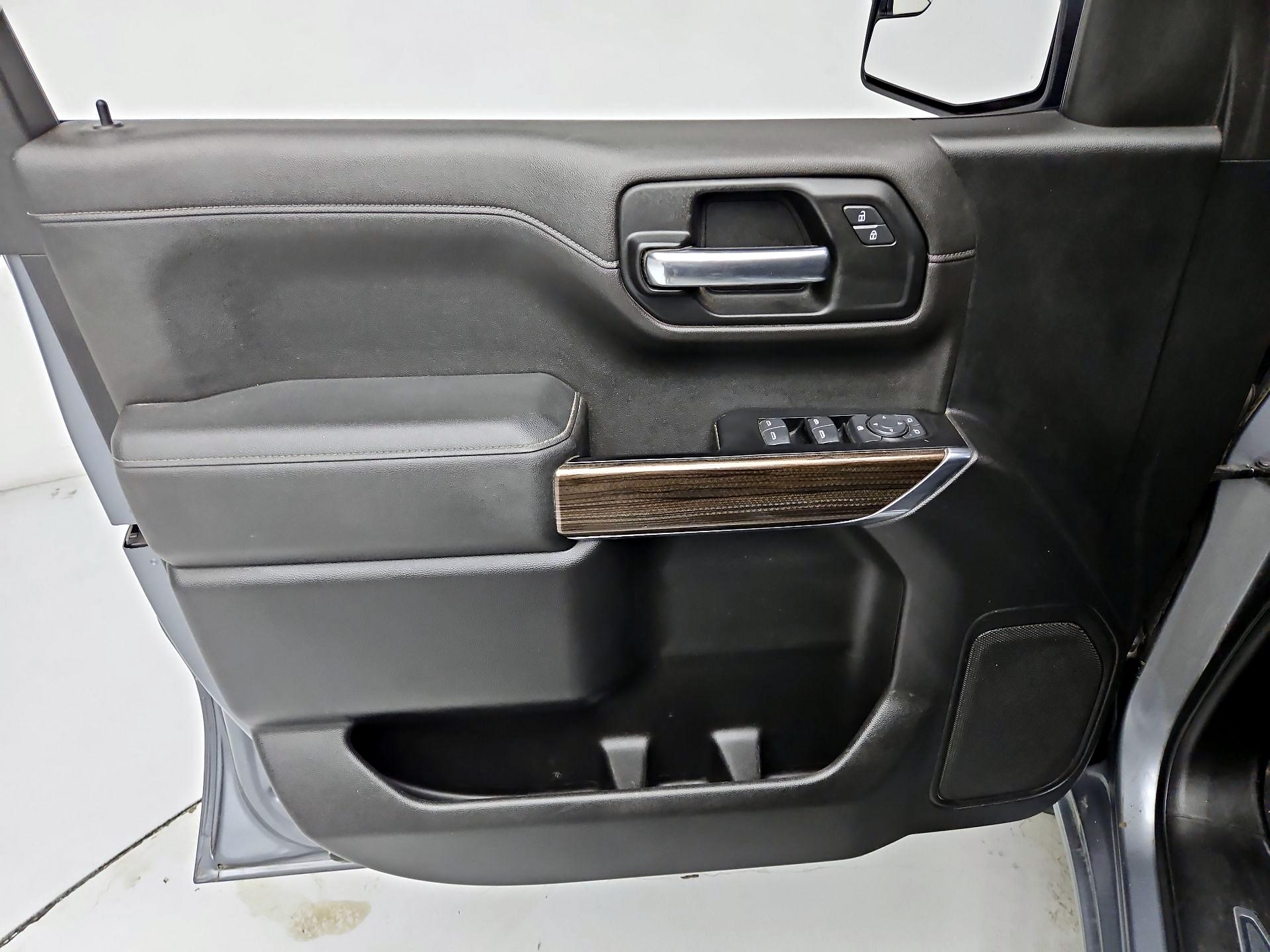 Thumbnail: 2019 Chevrolet Silverado 1500 - 12