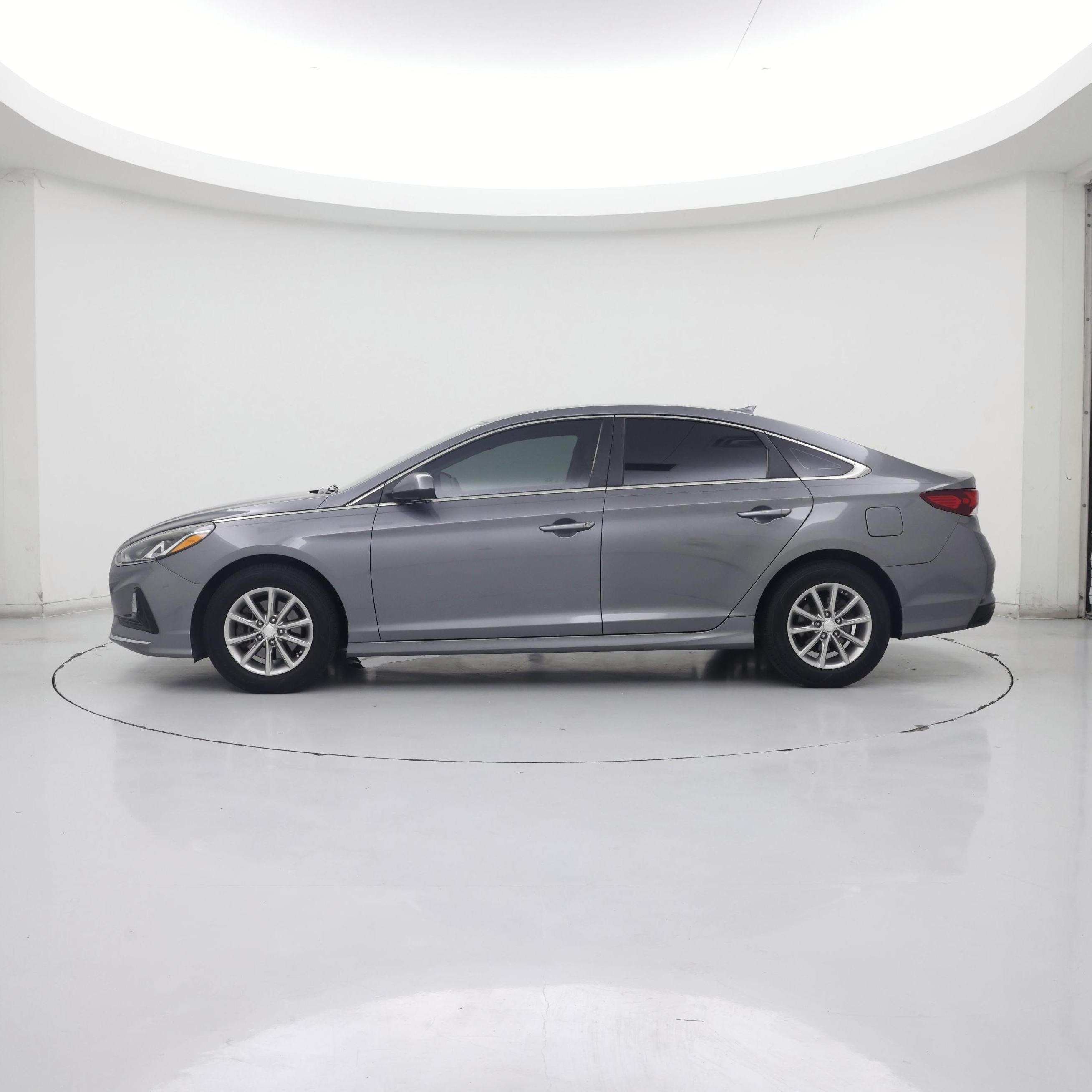Thumbnail: 2019 Hyundai Sonata - 3