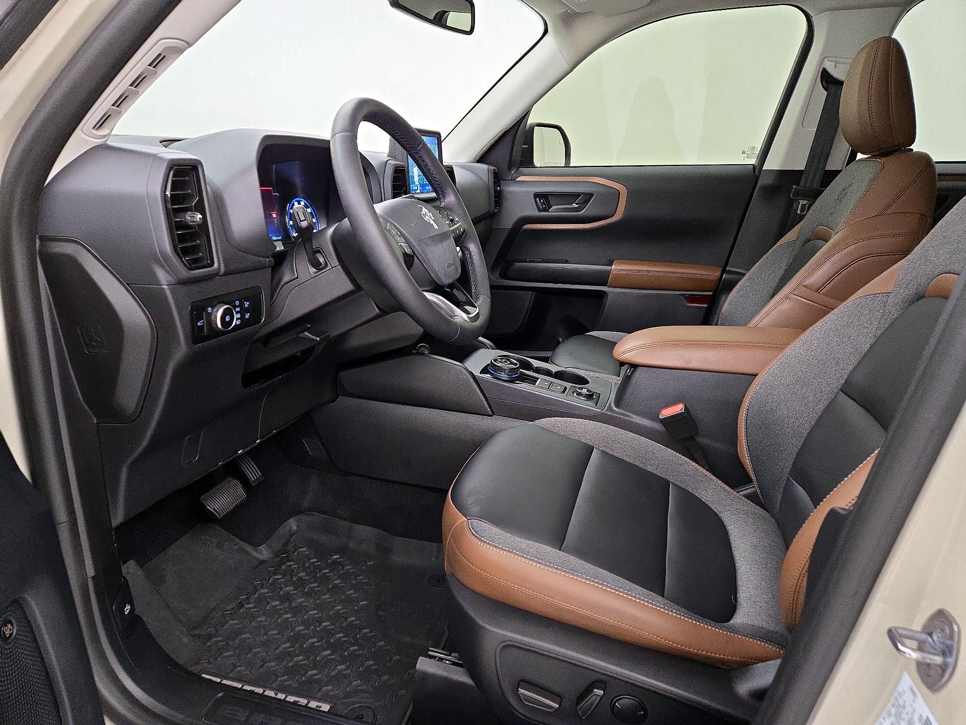 Thumbnail: 2024 Ford Bronco Sport - 11