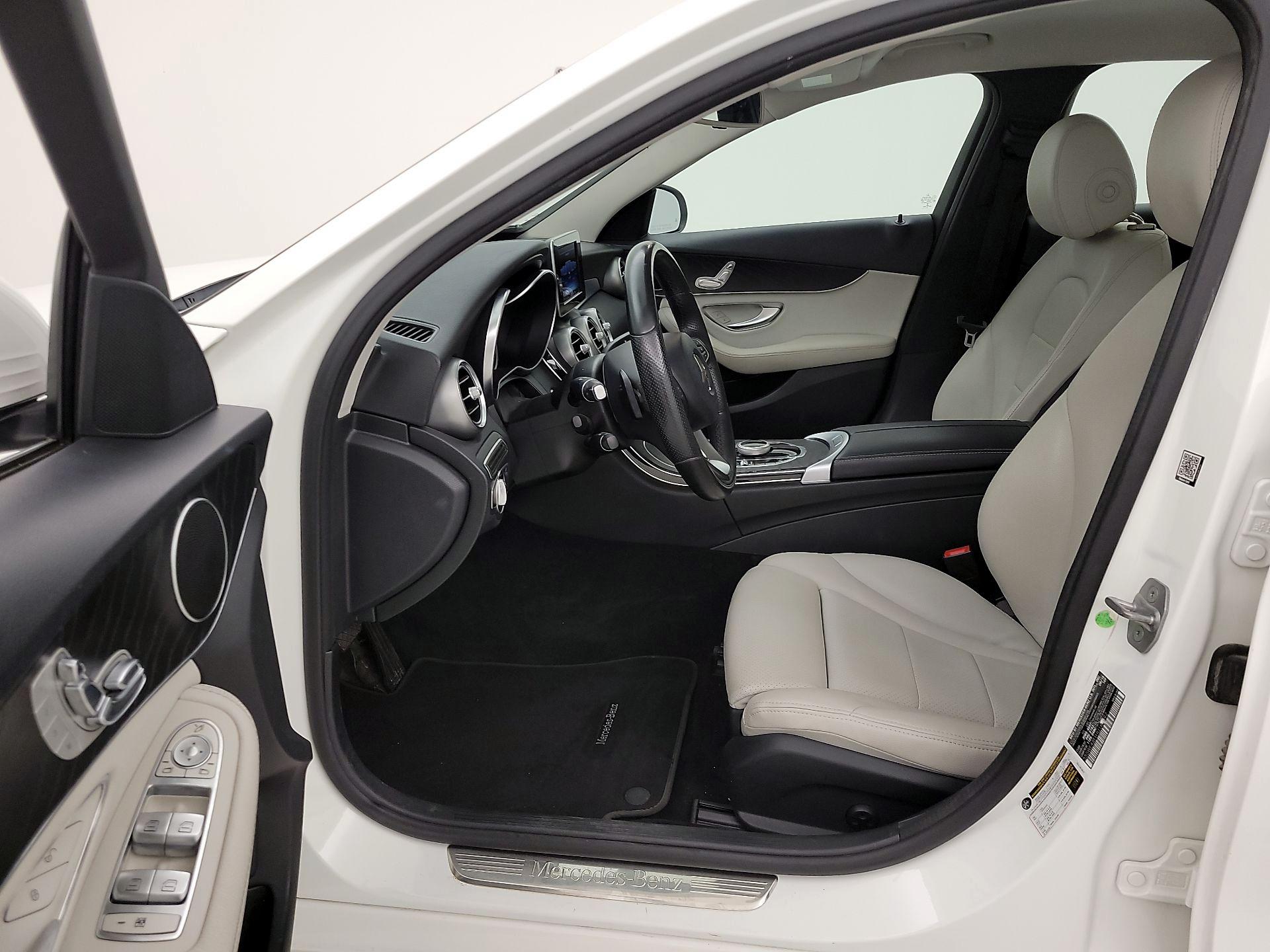 Thumbnail: 2017 Mercedes-Benz C-Class - 11