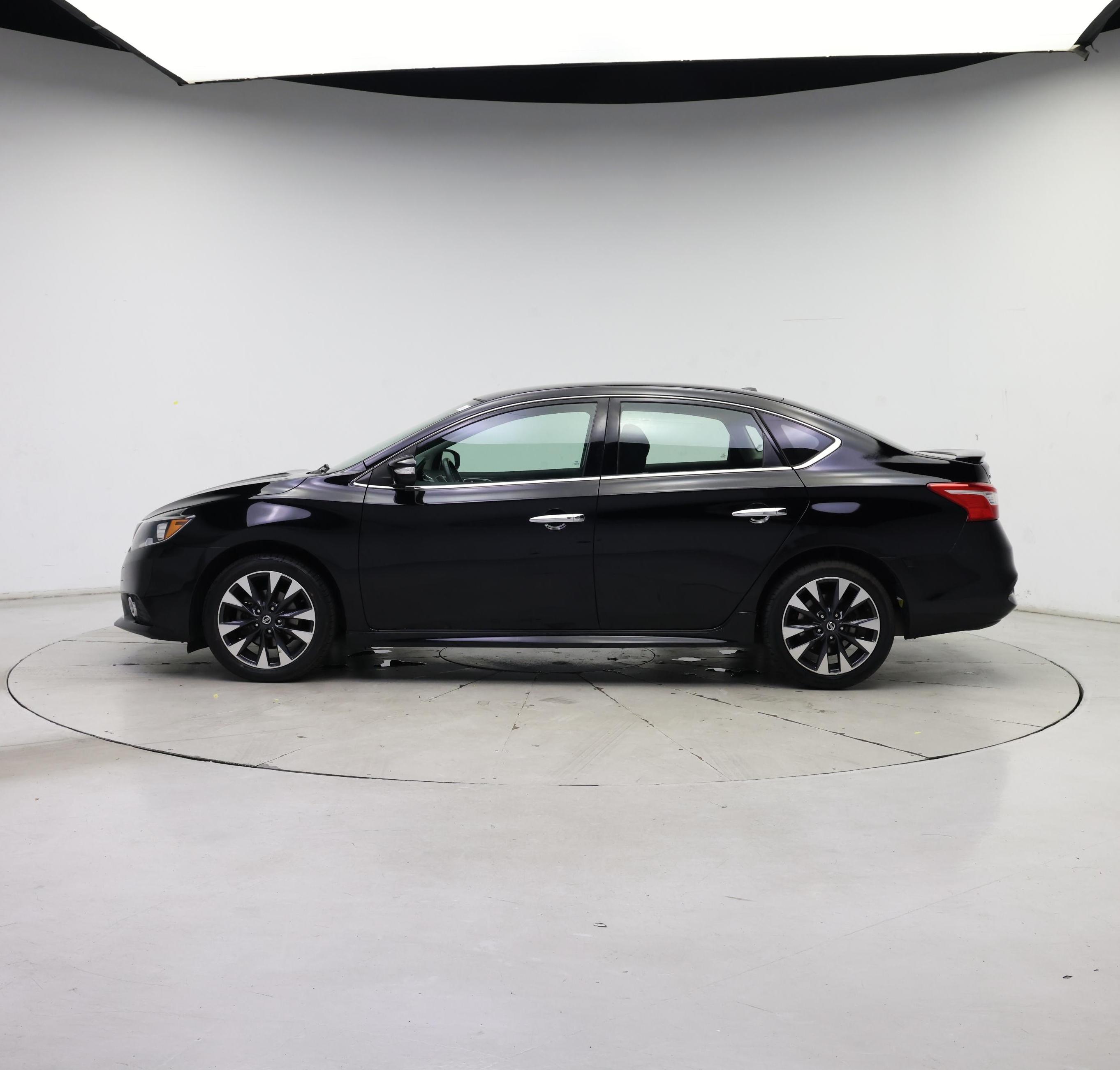 Thumbnail: 2019 Nissan Sentra - 3
