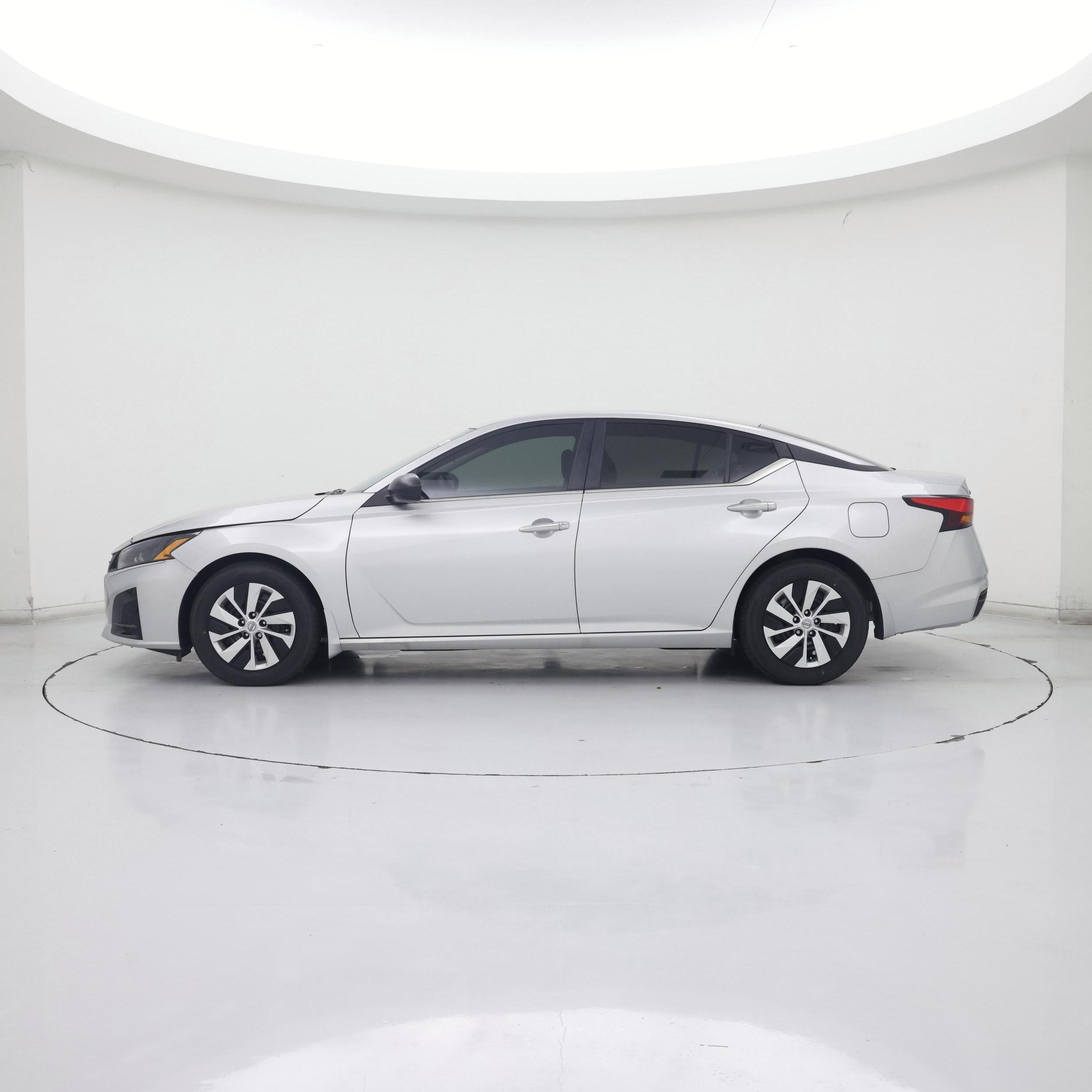 Thumbnail: 2024 Nissan Altima - 3