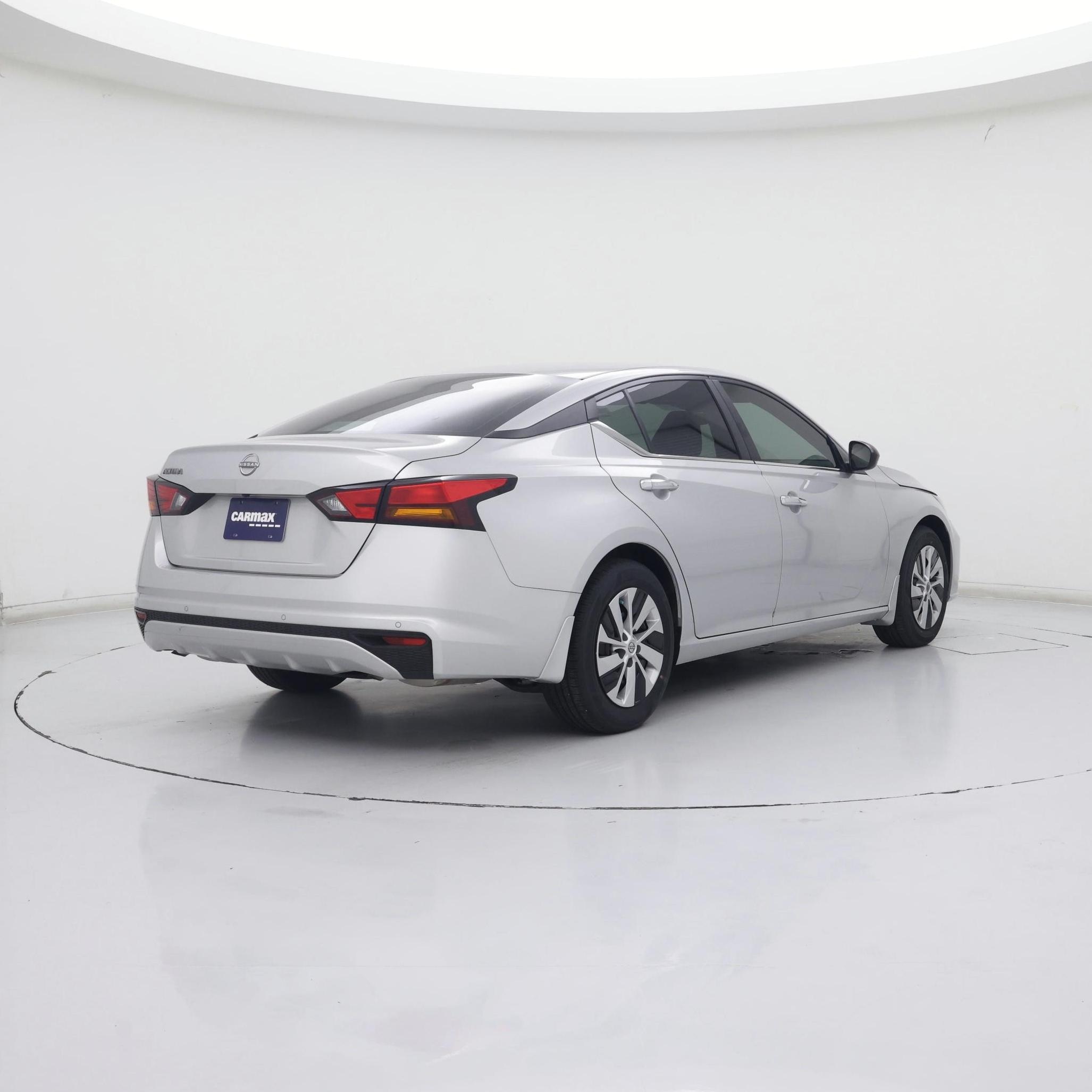 Thumbnail: 2024 Nissan Altima - 8