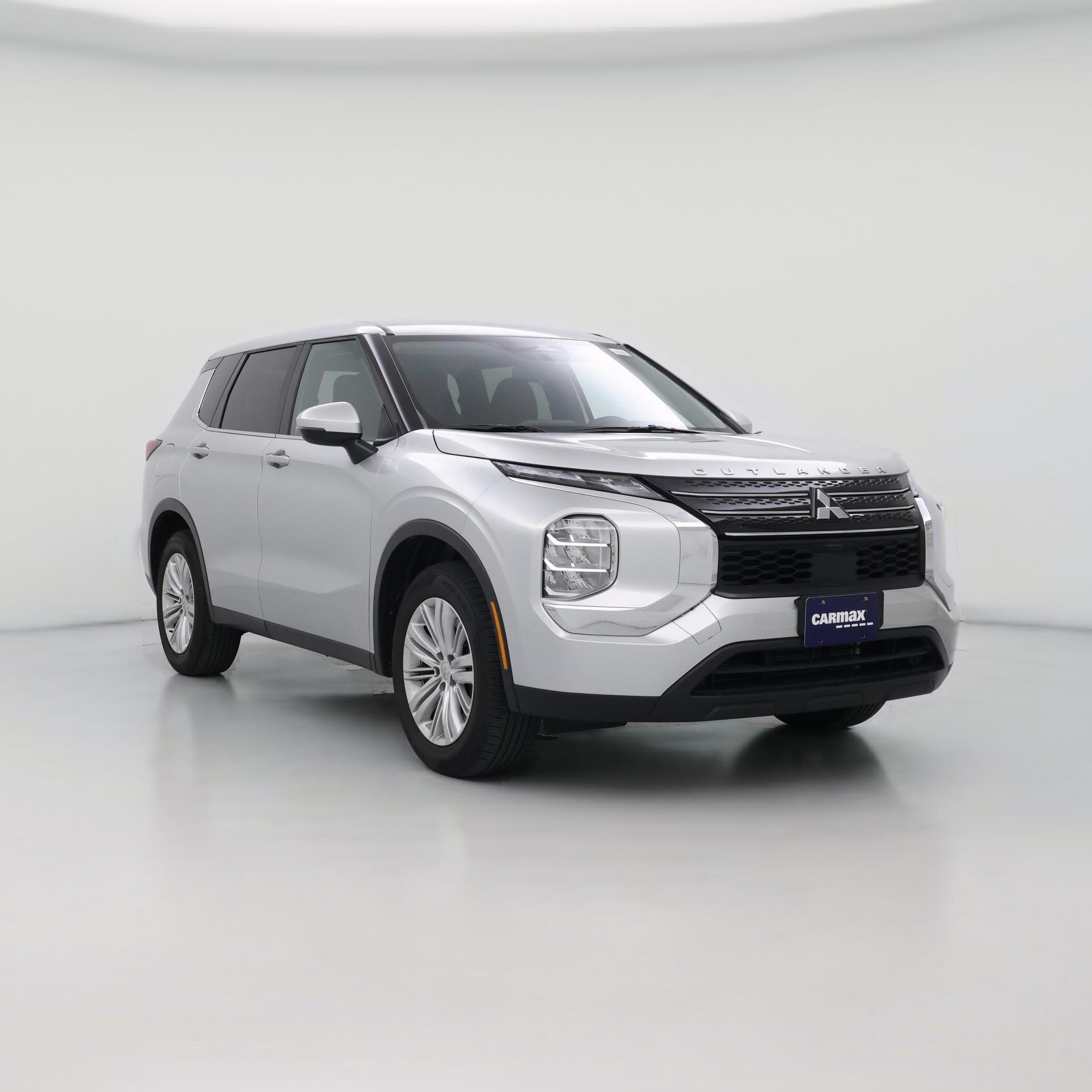 Thumbnail: 2024 Mitsubishi Outlander - 1
